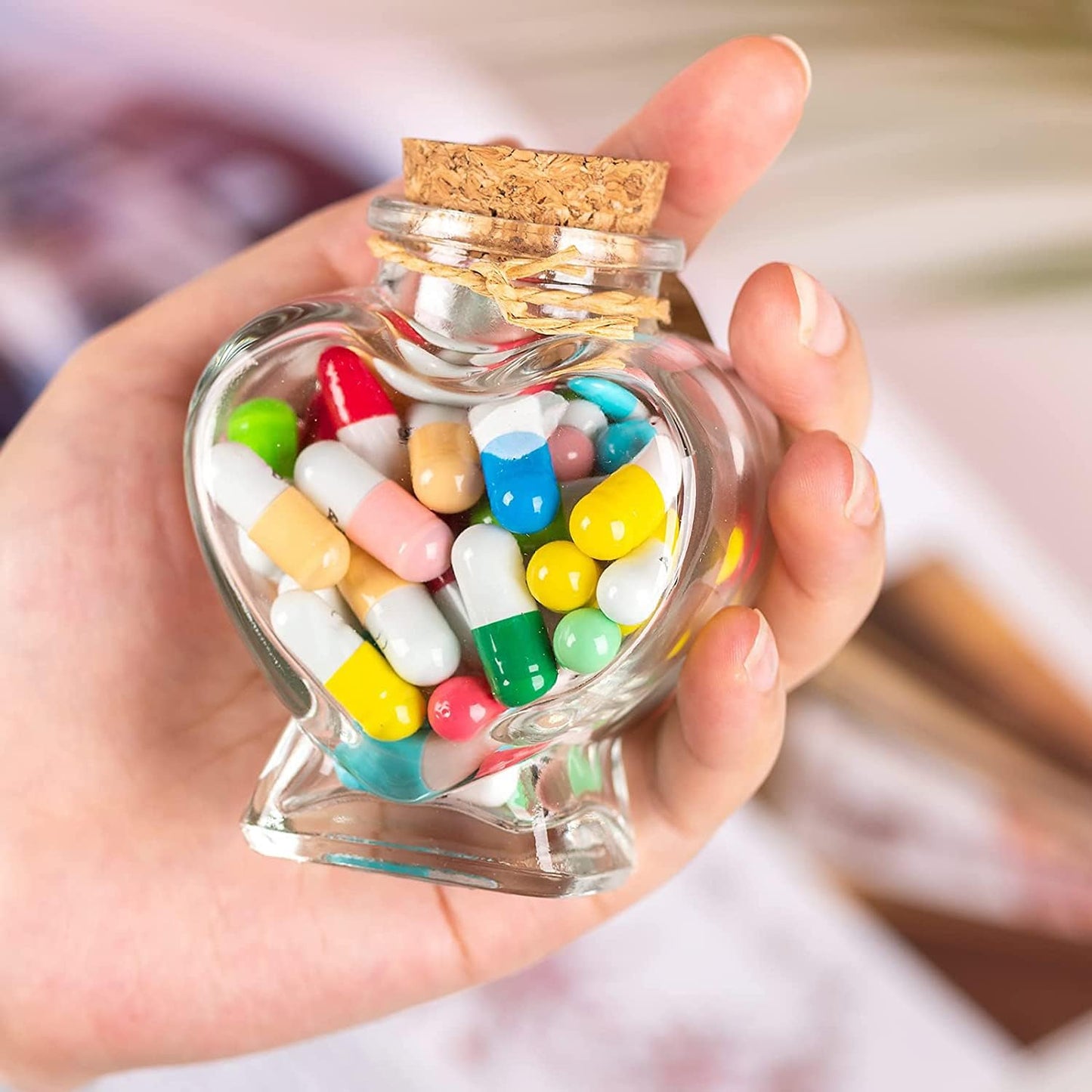 Hefonti Capsule Message in a Bottle - 50pcs Cute Capsule Pills Gift for Girlfriend Boyfriend Women Wife Husband, Love Pills Letter for Birthday Christmas Anniversary Valentine Day Mothers Day Gift