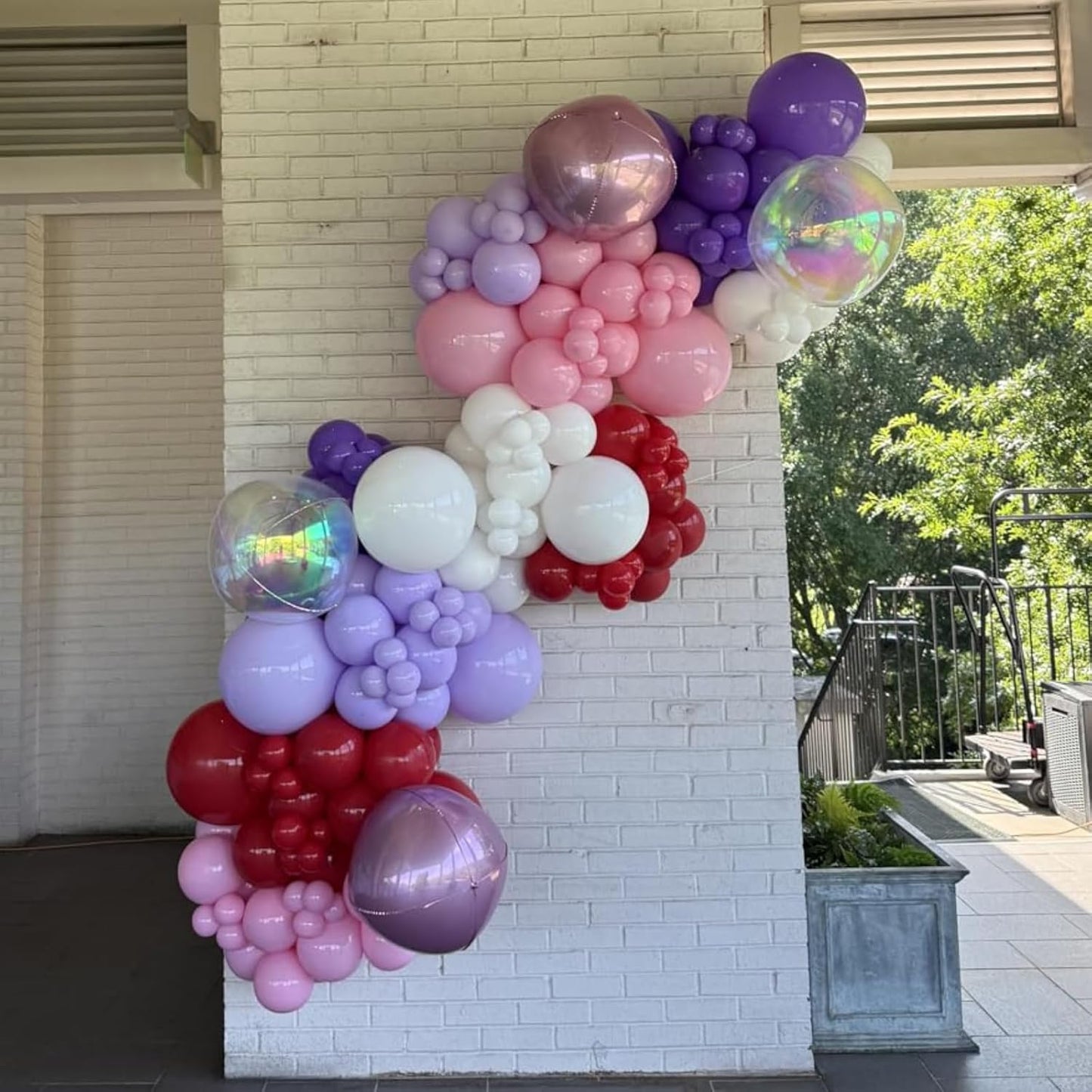 6Pcs Iridescent Round Foil Balloons,Giant 4D Clear Round Ball Balloon,22 Inch Rainbow Balloons for Birthday Wedding Prom Party Decorations