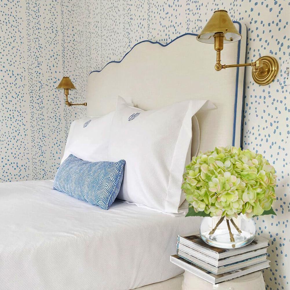 Hollyone Hydrangea Artificial Flowers with Glass Vase Green Silk Faux Flowers Arrangements in Vase with Faux Water Fake Floral Bulk Bouquet for Home Decor Table Centerpiece Decorations