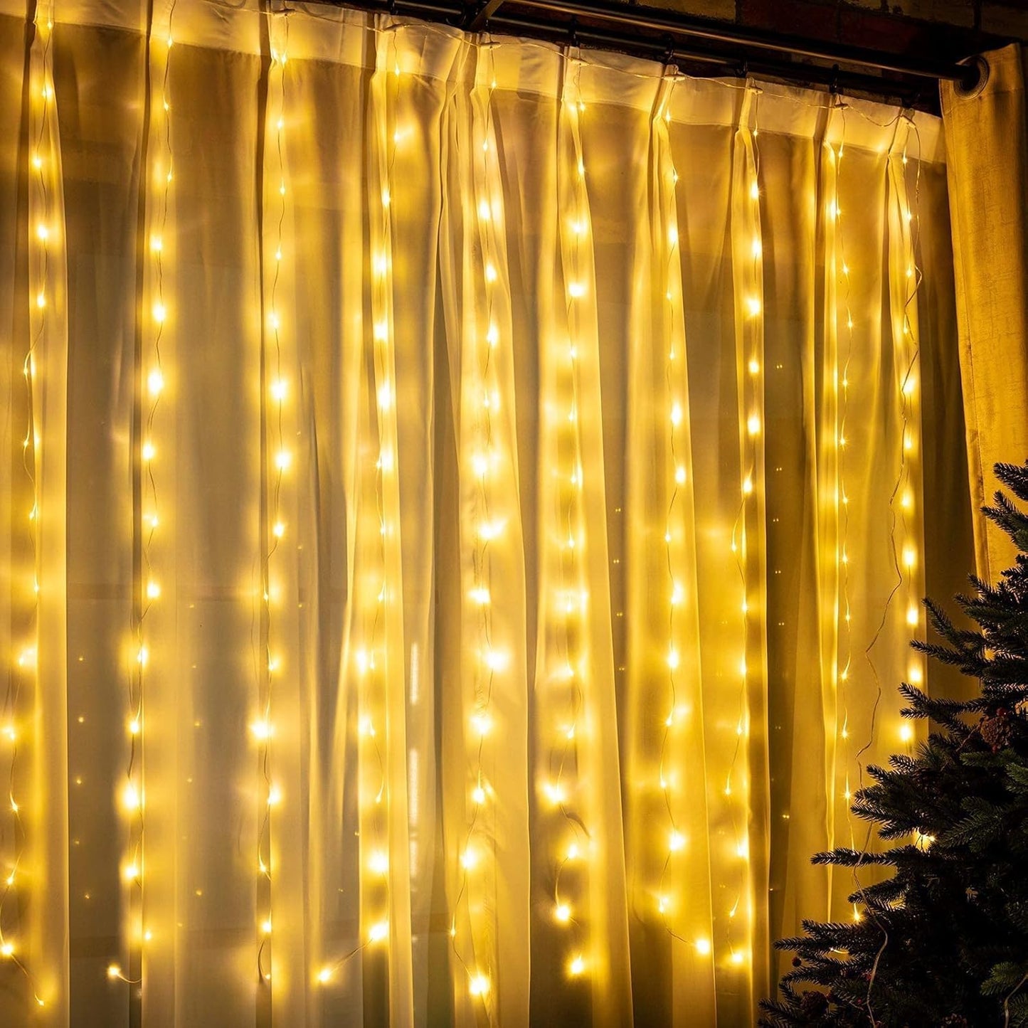 Curtain Window String Lights 6.5 x 5 Feet LED Copper Tapestry Backdrop Twinkle Fairy Lights Battery Operated 8 Modes Lights Remote Control USB Powered Light Above Bed for Wedding Party