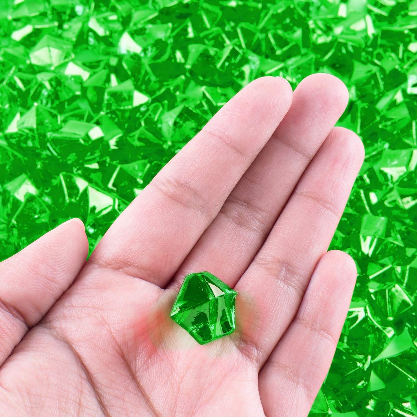 Super Z Outlet Acrylic Color Ice Rock Crystals Treasure Gems for Table Scatters, Vase Fillers, Event, Wedding, Arts & Crafts, Birthday Decoration Favor (190 Pieces) (Apple Green)