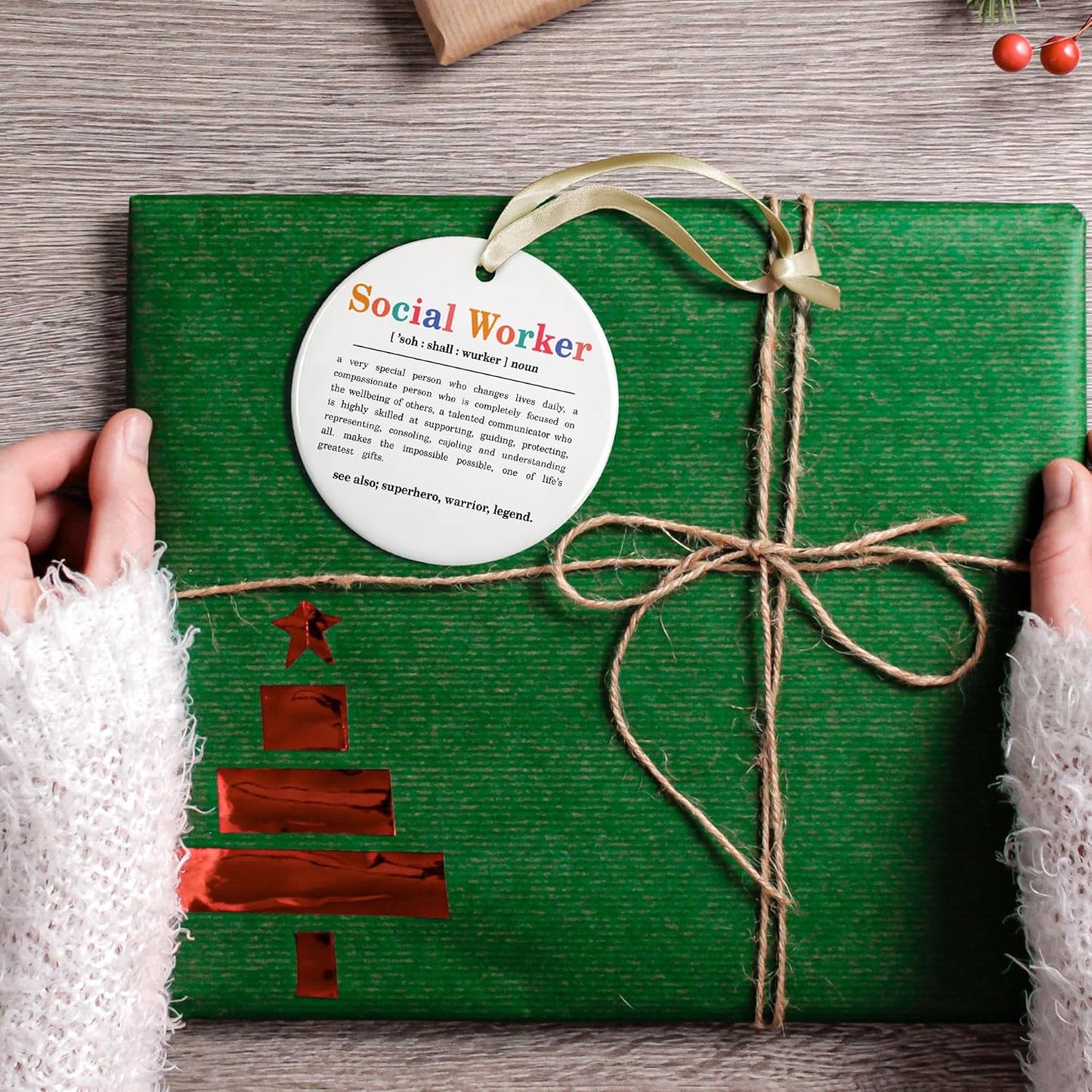 Pawzity Social Worker Christmas Ornament - Social Worker Gifts for Women - Ceramic Thank You Appreciation Ornament