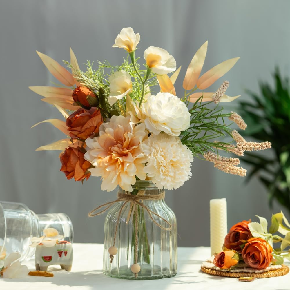 LESING Dahlia Flower Aritificial Flower with Vase Fake Silk Flowers in Glass Vase, Faux Rose Flowers Arrangement for Home Office Table Centerpiece Decoration (Champagne)