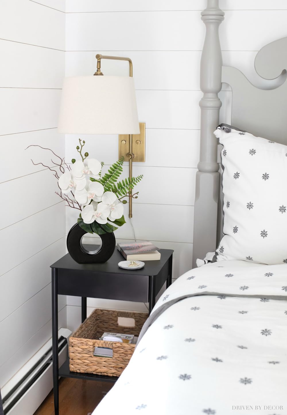 Briful Orchid Fake Flowers 16.1'' White Artificial Orchid Silk Flowers in Black Pot Faux Orchid Arrangement for Home Office Desk Modern Decoration