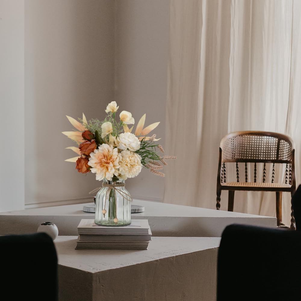 LESING Dahlia Flower Aritificial Flower with Vase Fake Silk Flowers in Glass Vase, Faux Rose Flowers Arrangement for Home Office Table Centerpiece Decoration (Champagne)