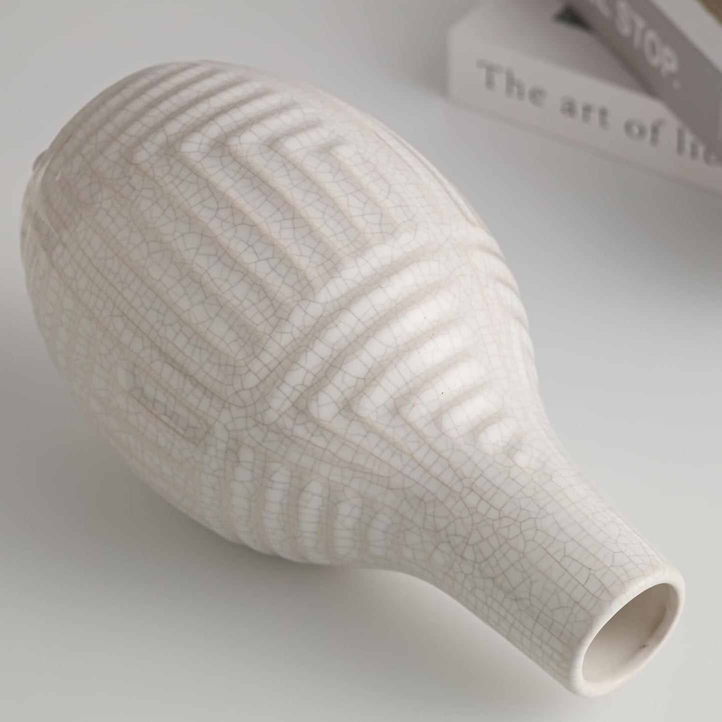 hjn hjn White Vase -Ceramic Vase for Home Decor, Modern Decor Vases for Living Room/Bookshelf/Mantel/Home Decor Accents - 9.4" H