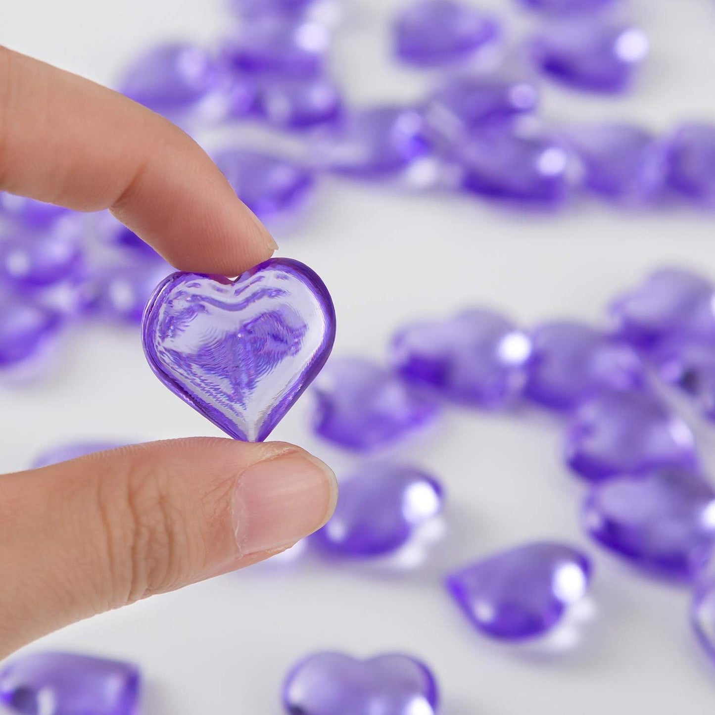 Red Acrylic Heart Translucent Hearts Shaped Crystals Gems for Table Scatter, Valentine's Day, Wedding, Artwork, Birthday Party Decoration, Favor Vase Filler (150 Pieces) (Violet)