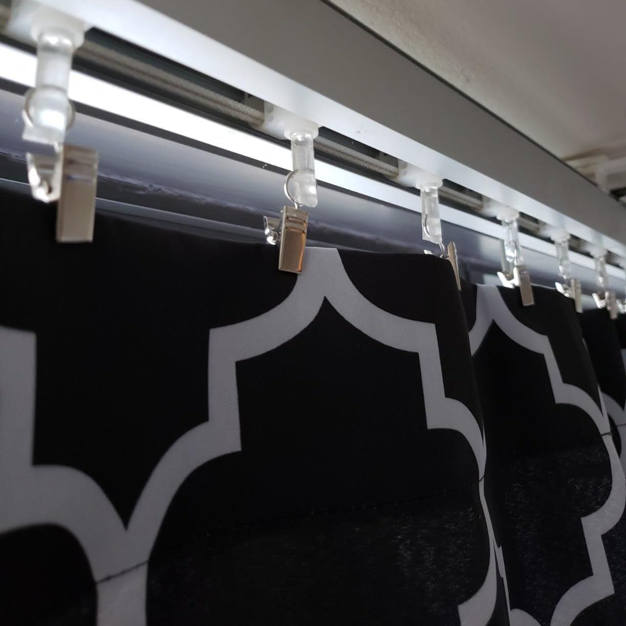 Coideal Gutter Hooks Curtain Clips, 40 Pcs Stainless Steel Patio String Light Hanging Clips Metal S Hooks for Indoor Outdoor (Silver)