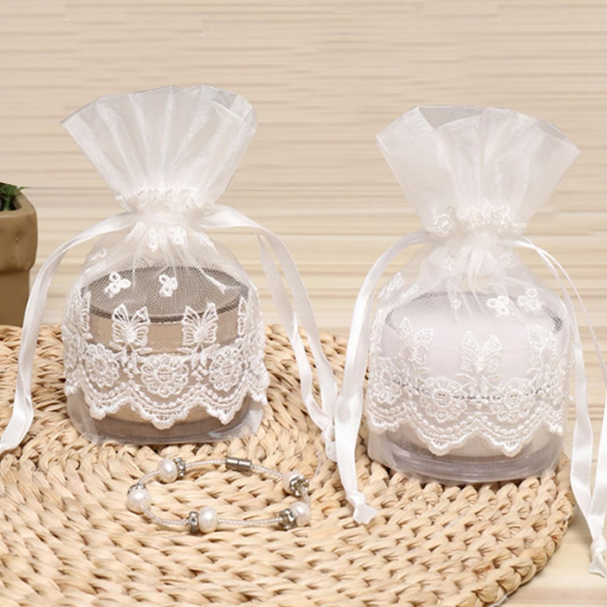 Ewanda store 10Pcs Lace Organza Drawstring Bags White Butterfly Lace Bag for Wedding Christmas Birthday Party Favors Jewelry Pouches