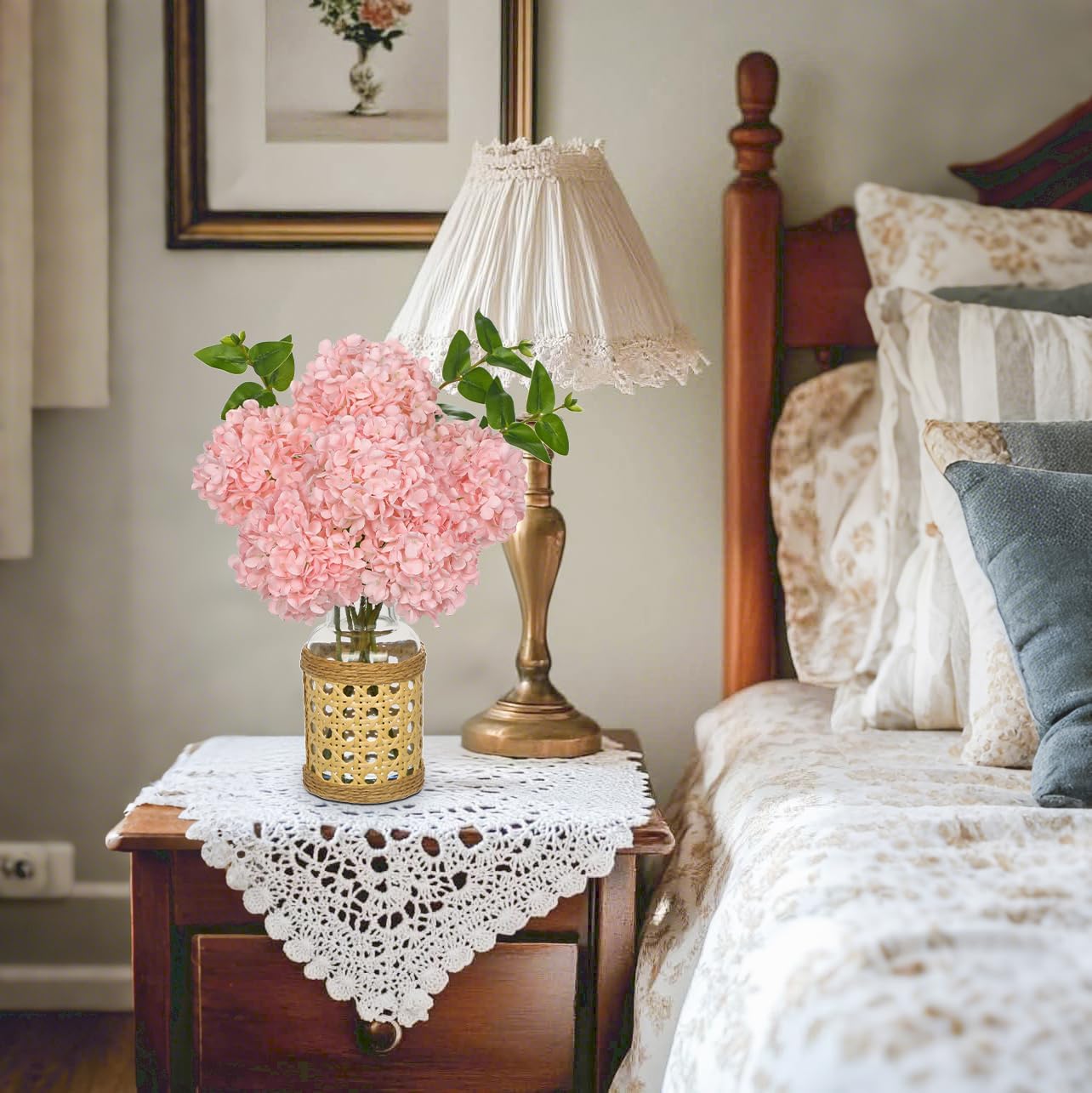 Hollyone Pink Hydrangea Artificial Flowers in Woven Glass Vase with Faux Water Silk Hydrangeas Fake Flowers Floral Arrangement for Home Indoor Bathroom Kitchen Office Table Centerpiece Shelf Decor