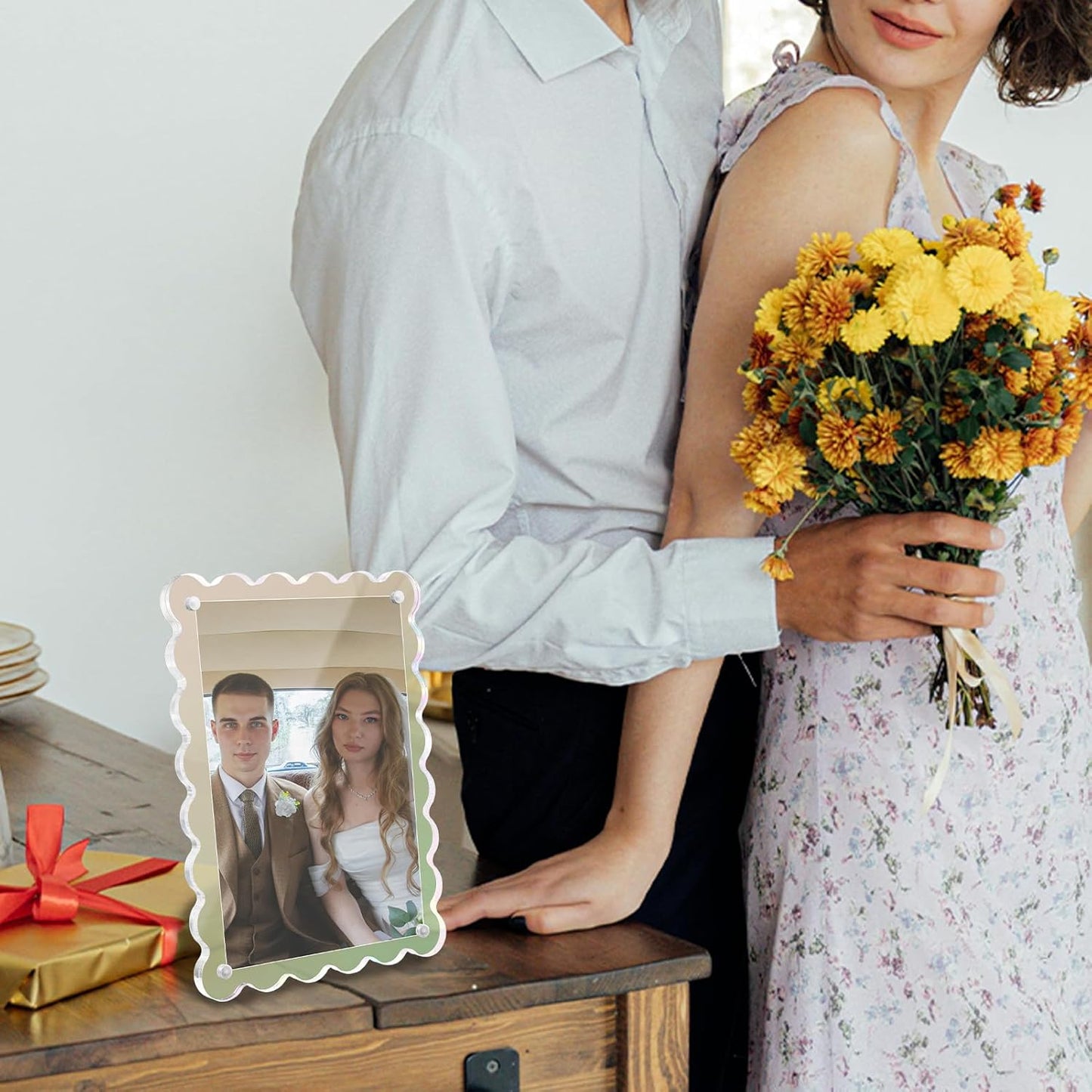 Acrylic Picture Frames 3 Pack 4x6 inch Scalloped Iridescent with Detachable Stand, Vertical and Horizontal Tabletop Display, Magnetic Photo Frames for Café/Home/Weeding/Party