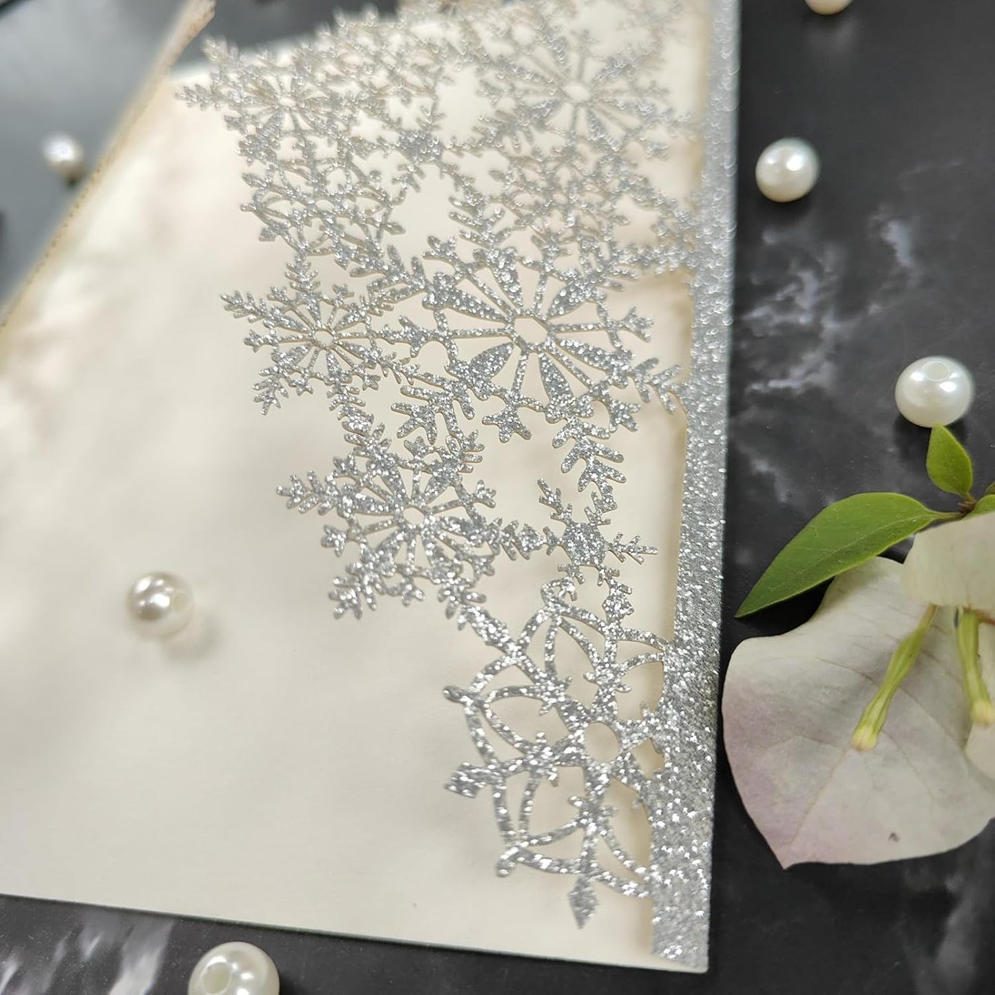 20 sets glitter snowflake invitations,laser cut wedding invitations,DIY wedding invitations,invitation card pocket envelop for all occation