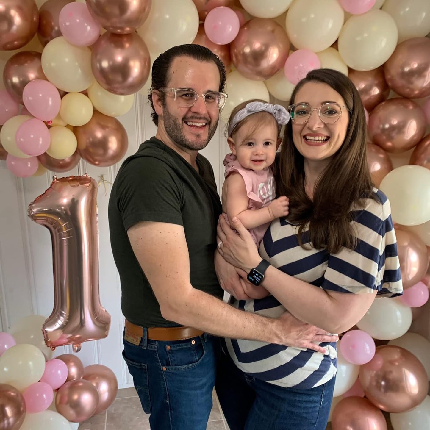 40 Inch Rose Gold Number 4 Balloon for Girls, Large Self Inflating Foil Number Balloons 0-9, Digit 4 Helium Balloons for Women 40th Anniversary 4th Birthday Engagement Party Decoration Supplies