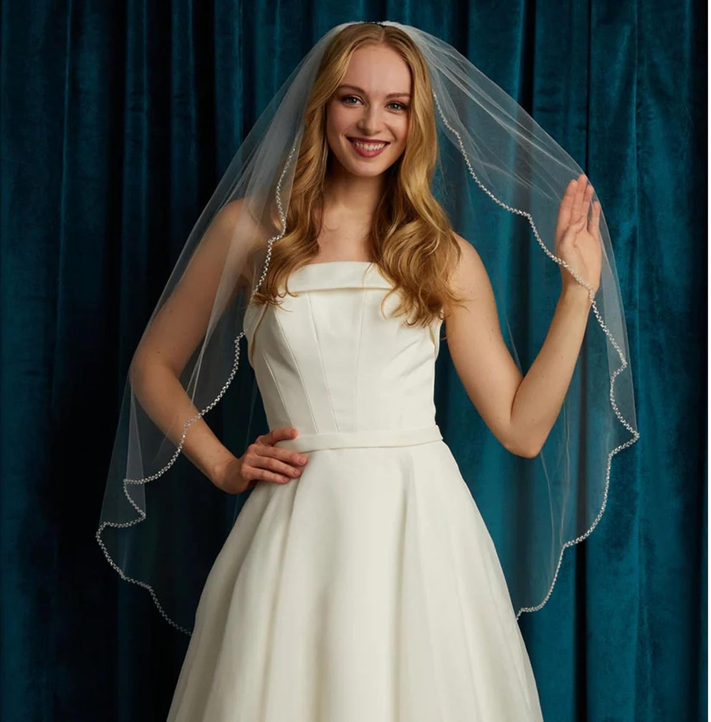 Bridal Veils Pearls and Crystals Beaded Edge Fingertip Length Wedding Veil for Women