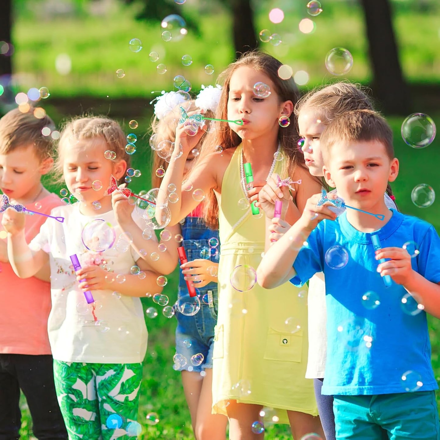 AFZMON 24Pcs Glitter Mermaid Bubble Wands for Kids, Mermaid Tail Party Favors Mini Bubbles Birthday Gift Toy Goodie Bag Stuffers Classroom Prizes Wedding Party Supplies