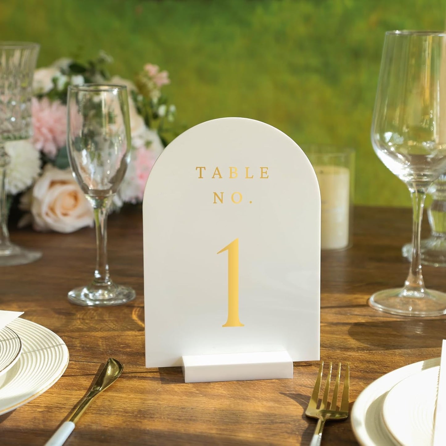 UNIQOOO 20 Pcs Acrylic 5x7 White Arch Table Sign for Wedding, 1/8 in Thick, DIY Blank Arch Sign Sheet Perfect for Decoration, Party,Anniversary, Event, Base NOT Included