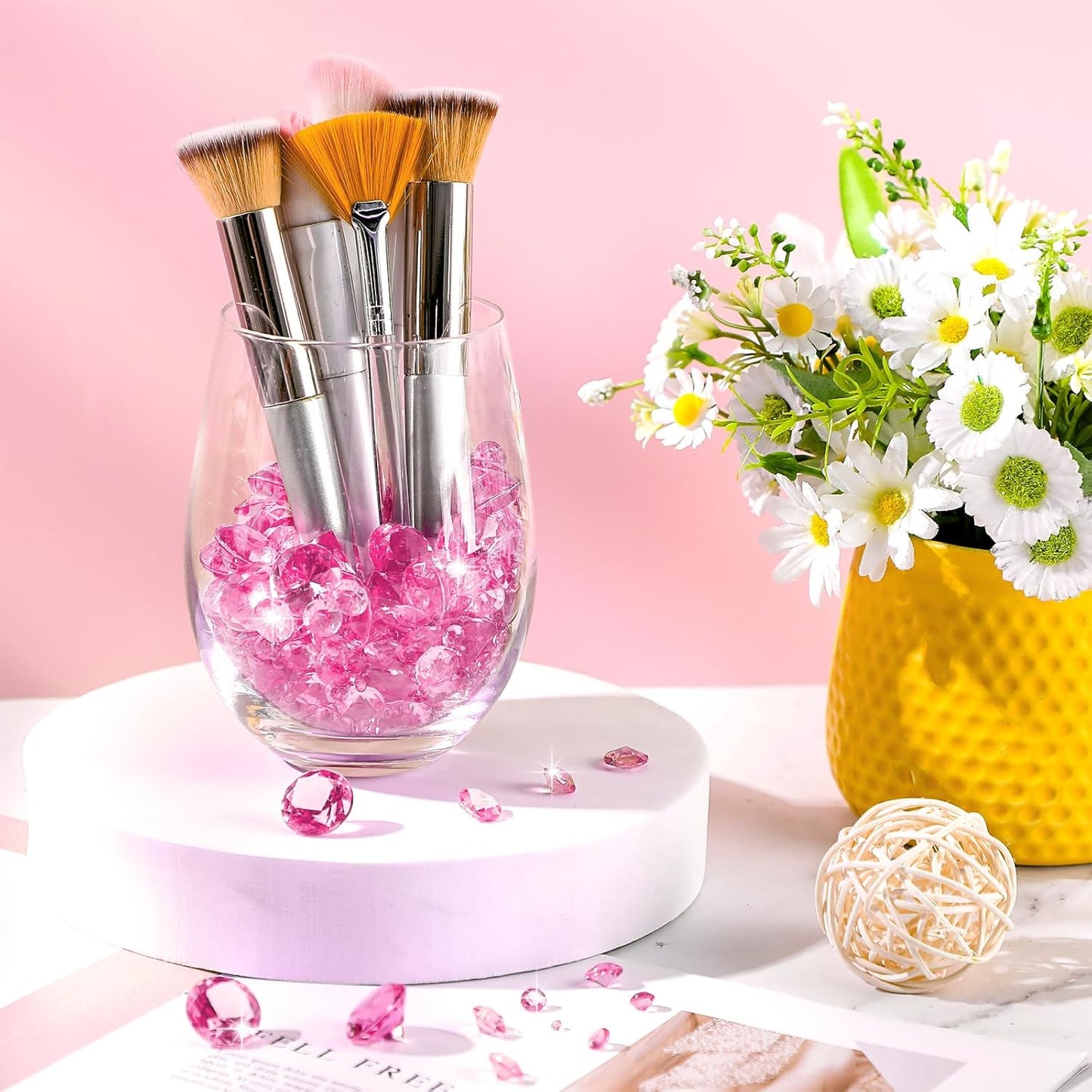 Hicarer 800 Pieces Diamond Decorations Acrylic Diamond Table Scatter Crystals for Table for Vase Fillers Party Decorations(20, 12, 10, 6, 3mm,Pink)