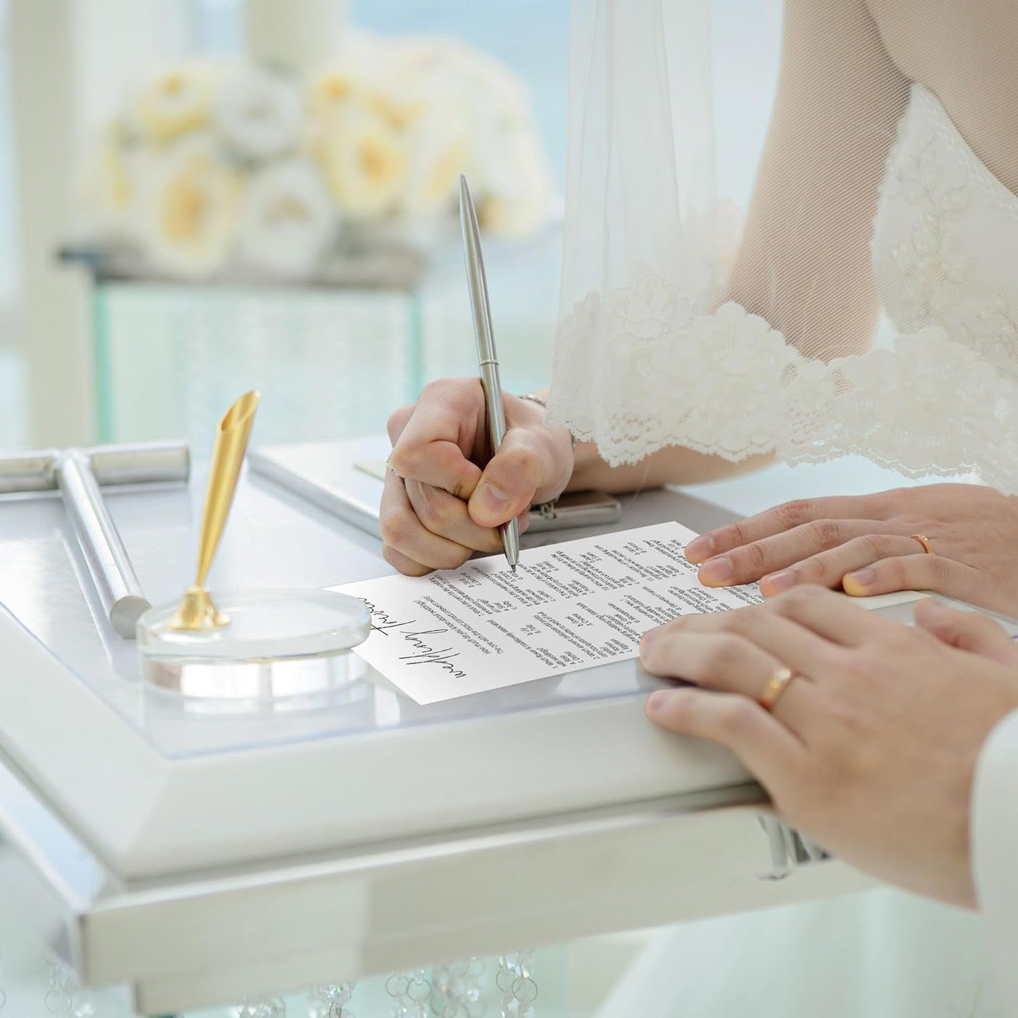 Bridal Shower Games, Wedding Trivia, 25Pcs Minimalist White Double-Sided Bridal Game Cards with 1 Answer Key, Wedding Shower Games for Guests, Engagement Bachelorette Party Supplies - A08