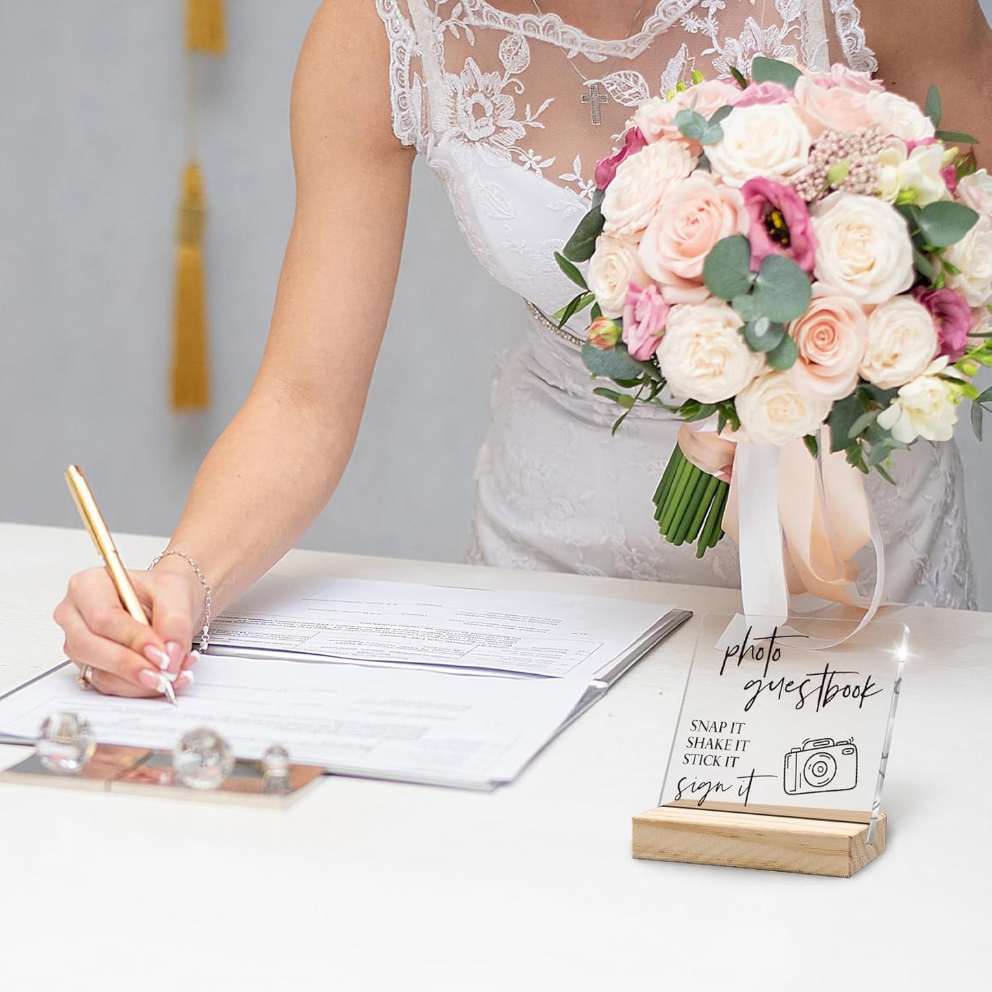 Wedding Guest Book Desk Decor, Acrylic Wedding Signs, Guest Book WeddingReception, WeddingDecor, Photo GuestBook Acrylic Plaque Sign with Wood Stand for WeddingReception Table Decor