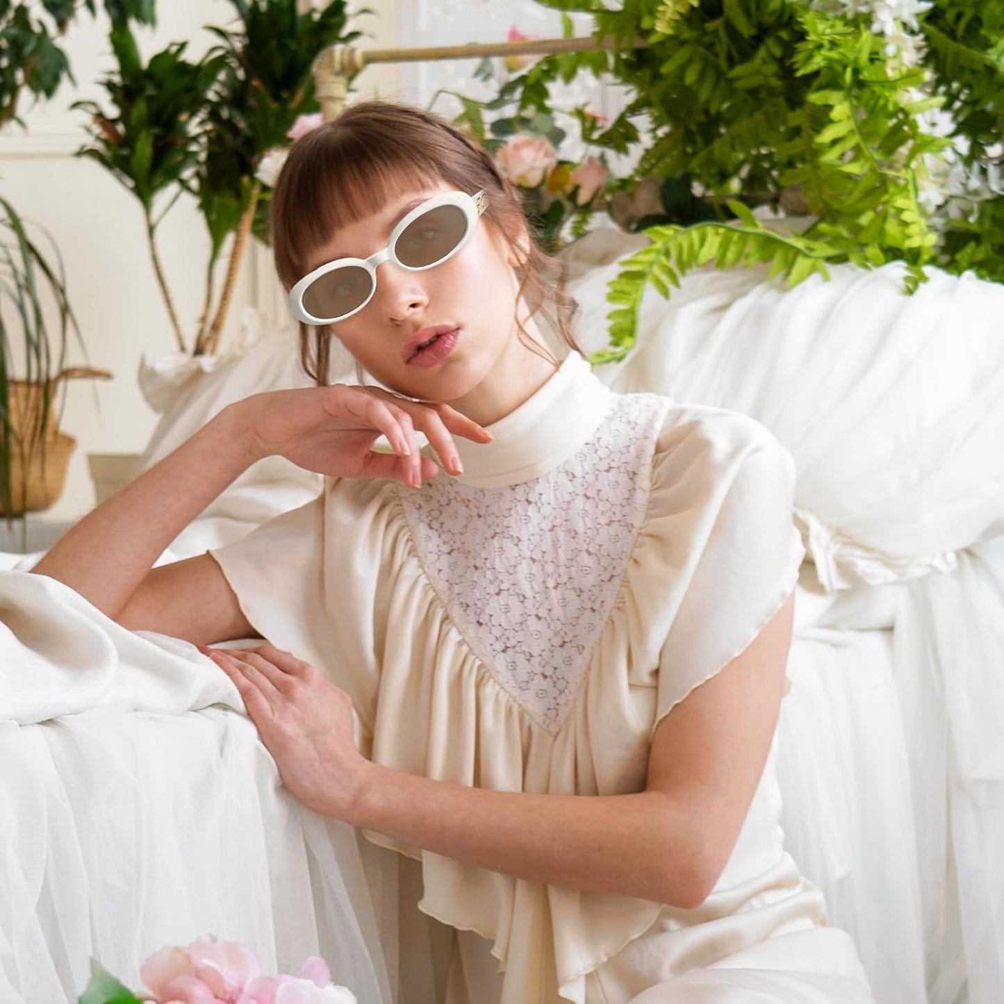 Bride to be Sunglasses, Bridal Shower Accessory, Cute Glasses for Women Bachelorette Party Decoration