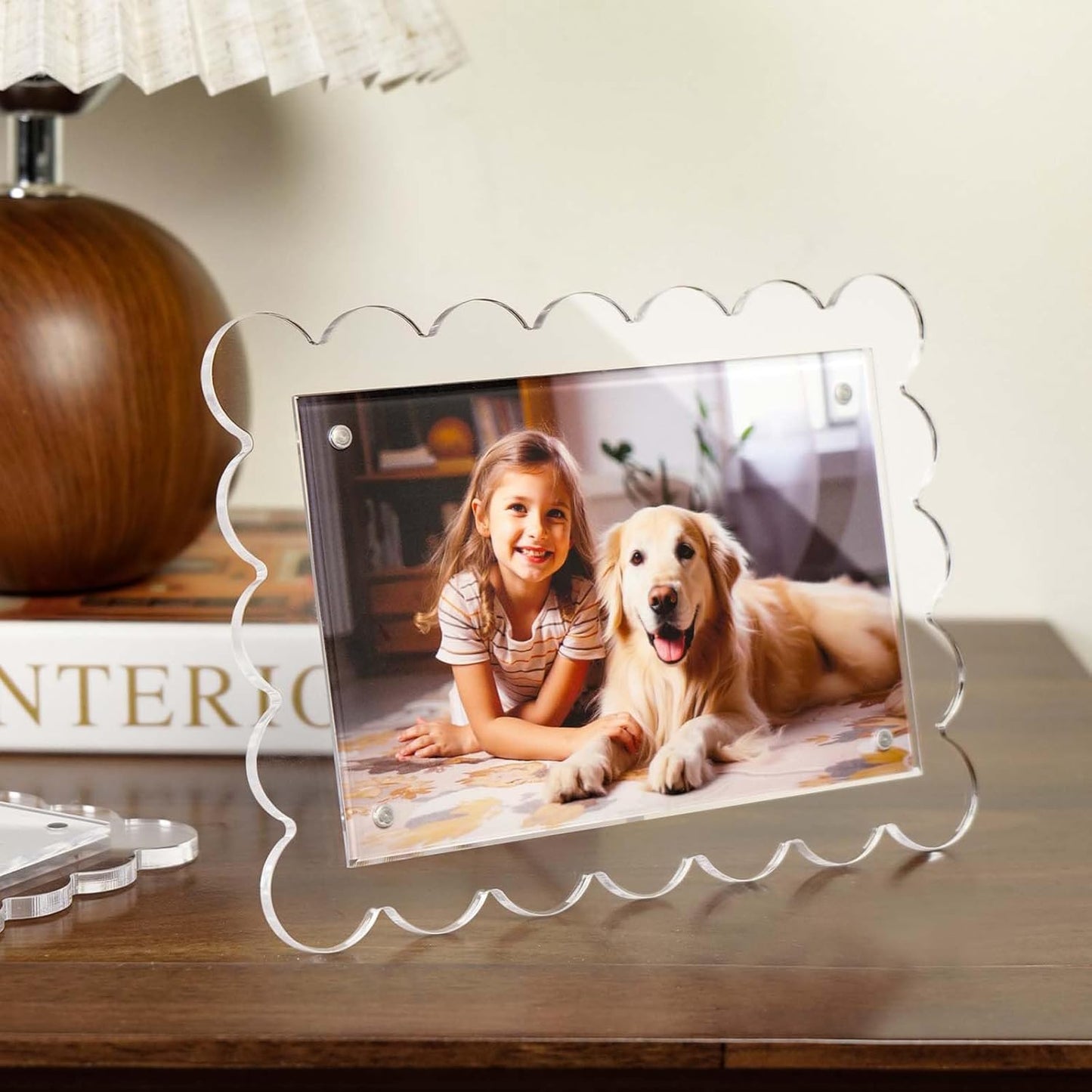 Cuspin 2 Pack 4x6 Acrylic Frame, Scalloped Picture Frame Clear Magnetic Acrylic Photo Frames with Dual Kickstand Holes for Vertical and Horizontal Display