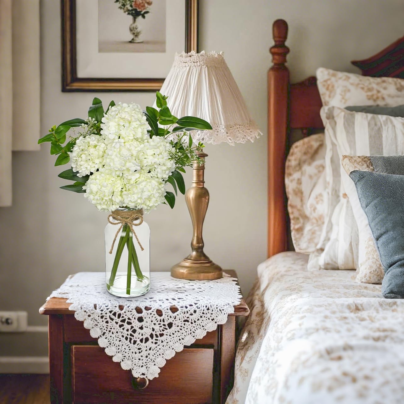 Hollyone White Hydrangea Artificial Flowers in Clear Glass Vase with Faux Water Silk Hydrangeas Fake Flowers Floral Arrangement for Home Bathroom Kitchen Office Table Centerpiece Shelf Decorations