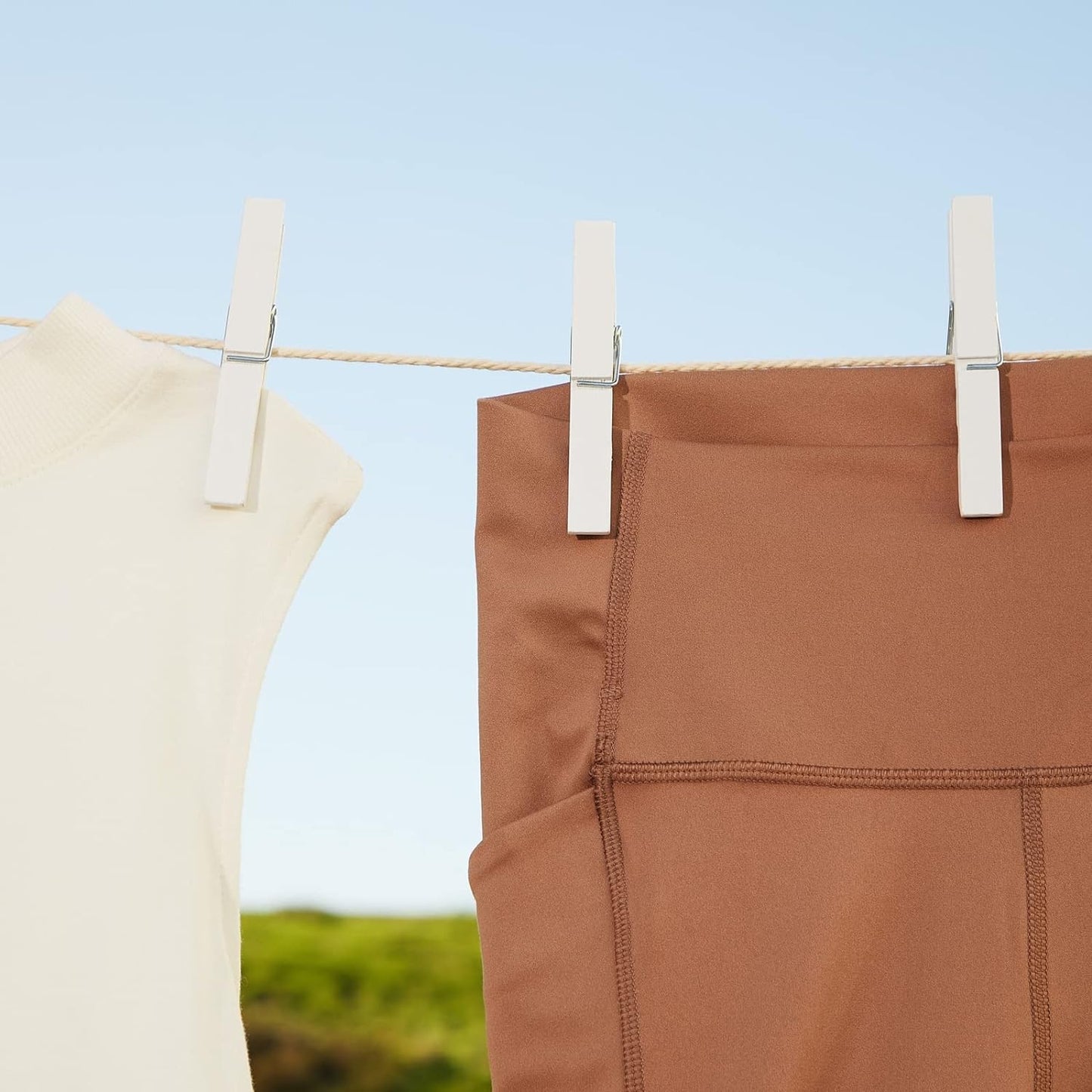 Juvale Wooden Clothespins - Outdoor Drying & Heavy-Duty Clothes Pins - White Clothespins for Home Decor & Photo Clips - Craft Projects & Wood Clips - Pack of 100, White, 4 in