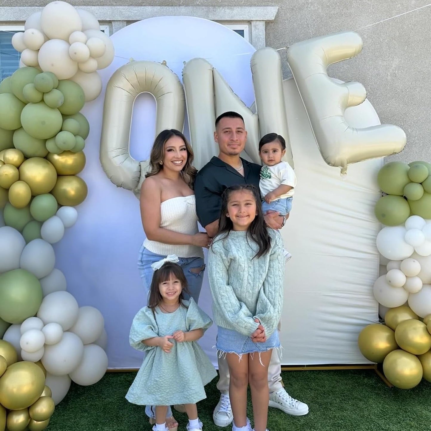 40 Inch Letter Balloons O, Big Custom A-Z Alphabet Foil Name Balloon Cream White, Self Inflating Beige Customize Helium Balloon Letters O for Women Girls One Birthday Oh Baby Shower Party Decorations