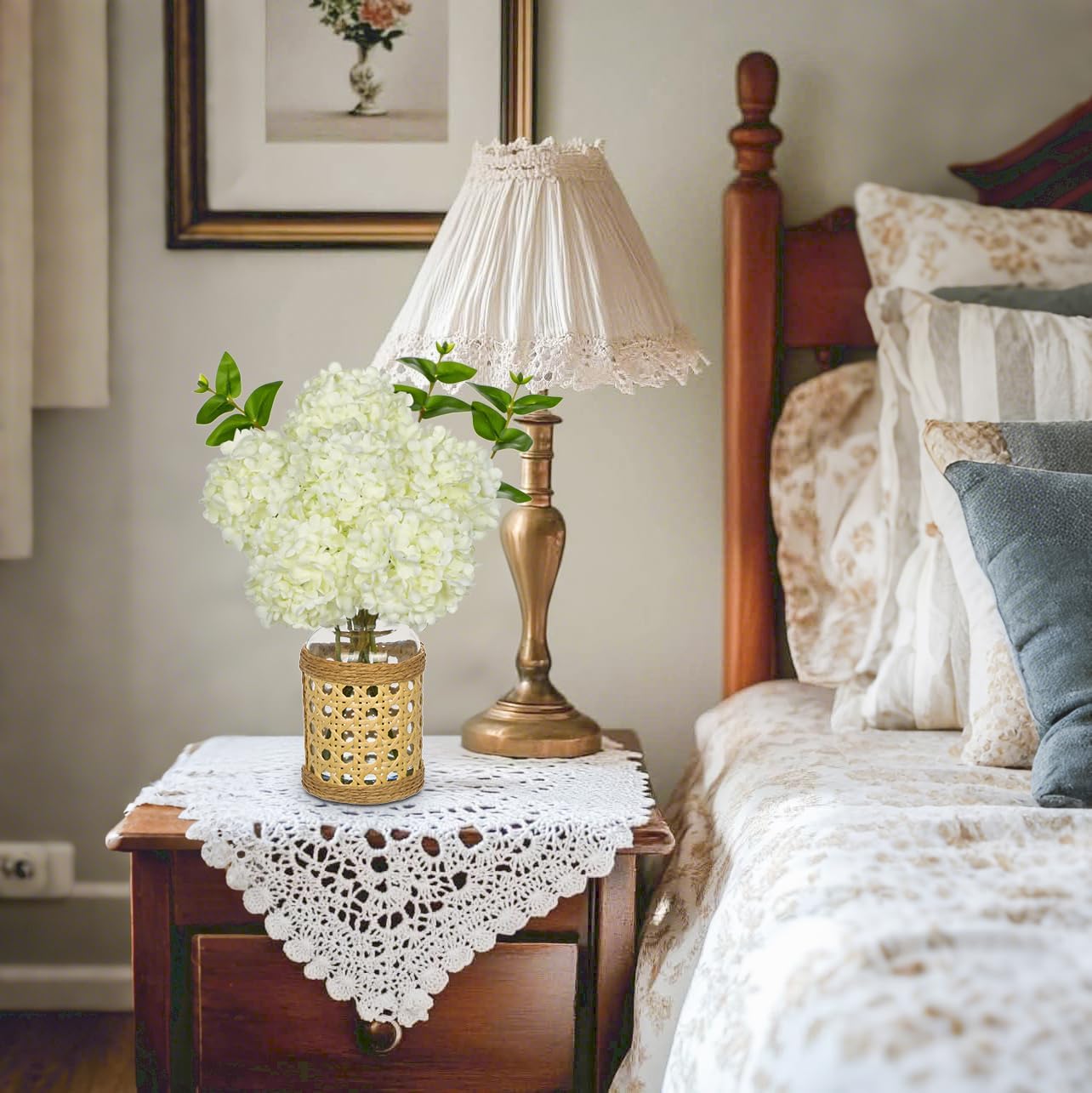 Hollyone White Hydrangea Artificial Flowers in Woven Glass Vase with Faux Water Silk Hydrangeas Fake Flowers Floral Arrangement for Home Indoor Bathroom Kitchen Office Table Centerpiece Shelf Decor