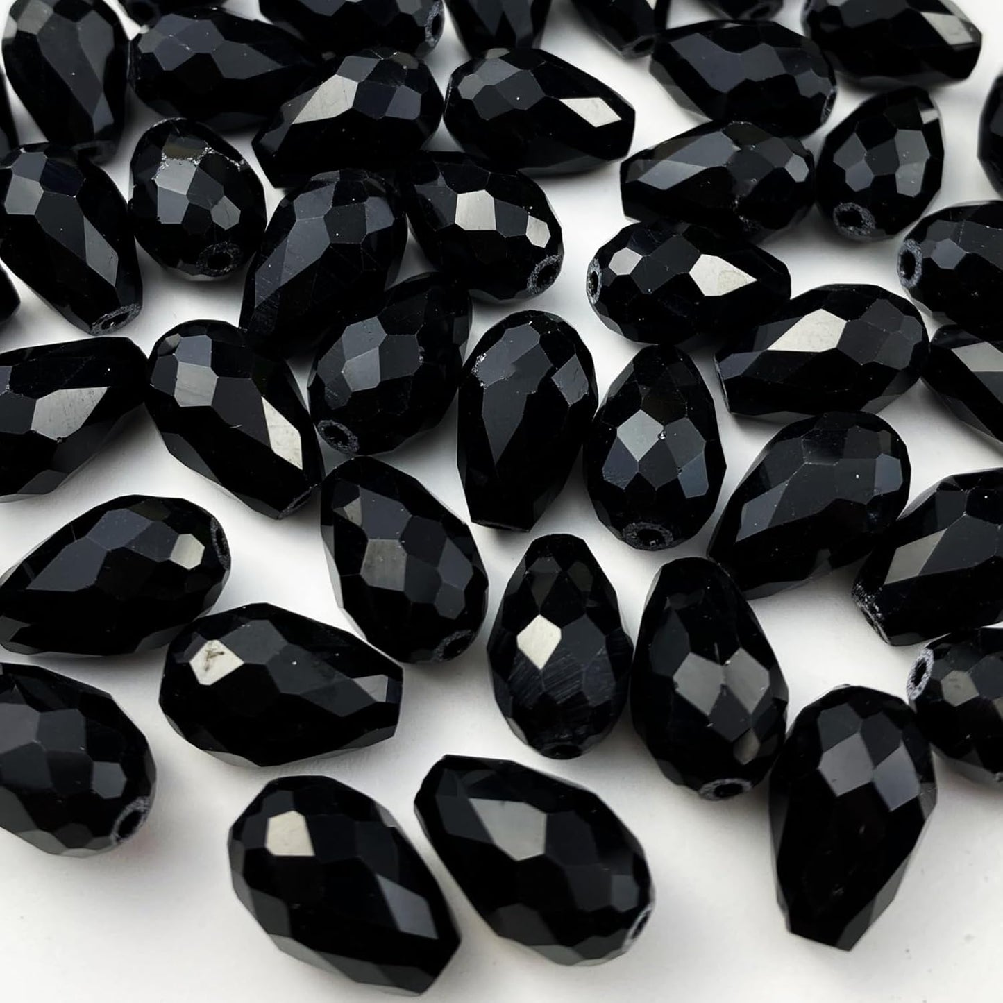 200pcs 4x6mm Teardrop Crystal Glass Beads Vertical Hole Faceted Glass Teardrop Spacer Beads for Bracelets Necklace Earring DIY Jewelry Making Craft(Black)