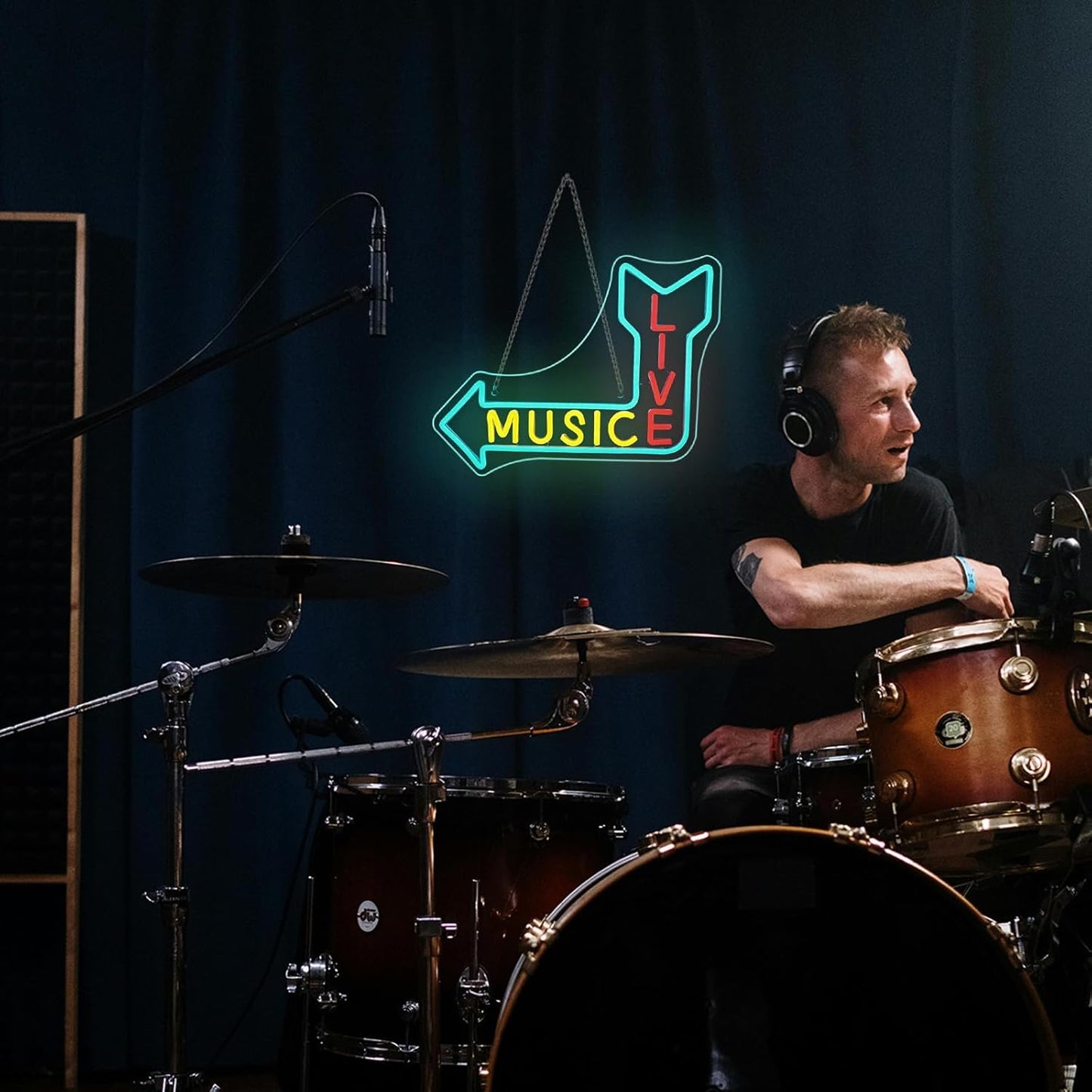 LIVE MUSIC Neon Sign – LED Arrow Neon Light for Wall Decor, USB Powered, for Bedroom, Bar, Studio, Cafe, Game Room, Party, Home Decor Gifts for Music Lovers