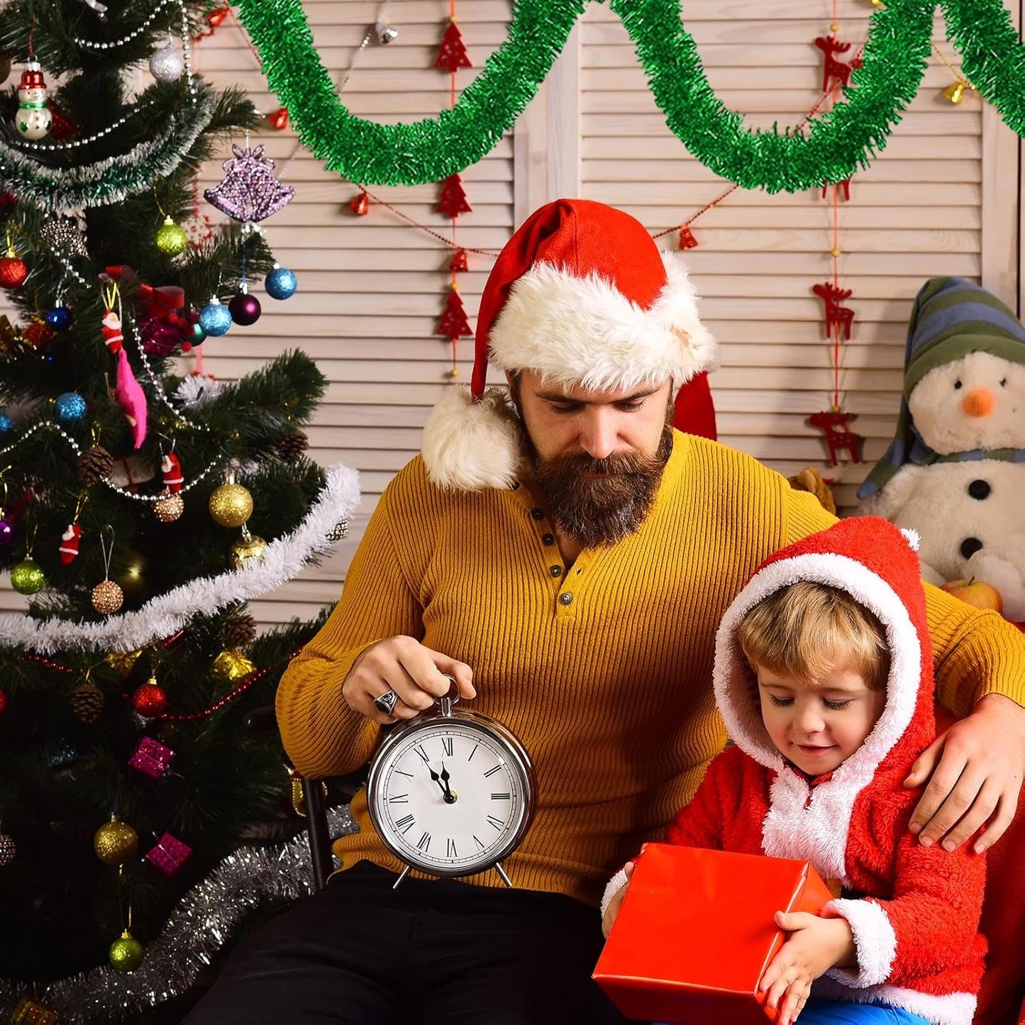 25 Feet Green Christmas Tinsel Garland, Metallic Foil Twist Garland Wall Hanging Tinsel Banner Backdrop for Parade Floats, Easter, Mother's Day, Birthday Party Decorations (4in x 25ft)