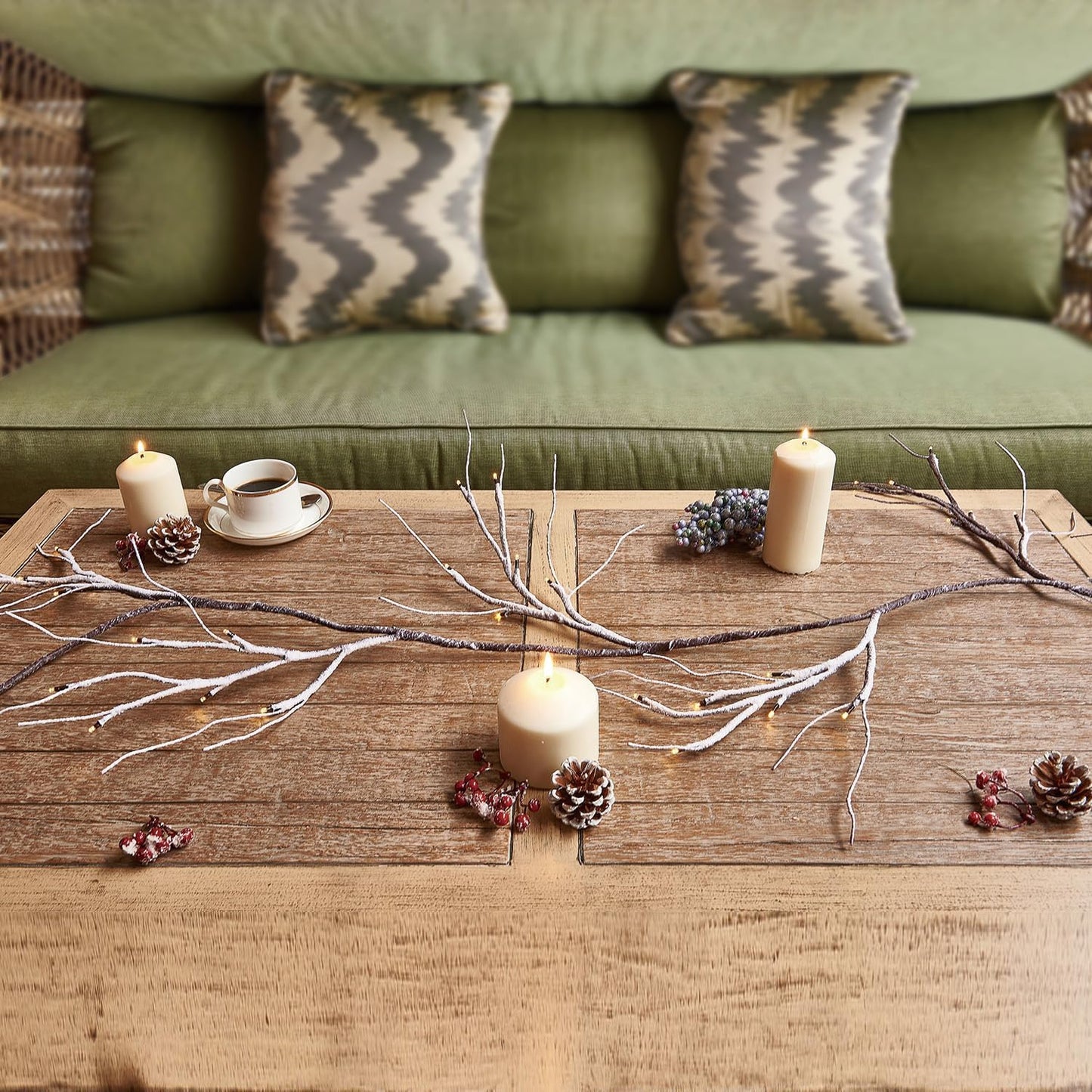 Fudios Christmas Garland Lights Snow Flocked 6FT 48 LED Battery Operated for Winter Decor, Lighted Snowy Garland Vine Home Holiday Party Mantle Indoor Outdoor Use