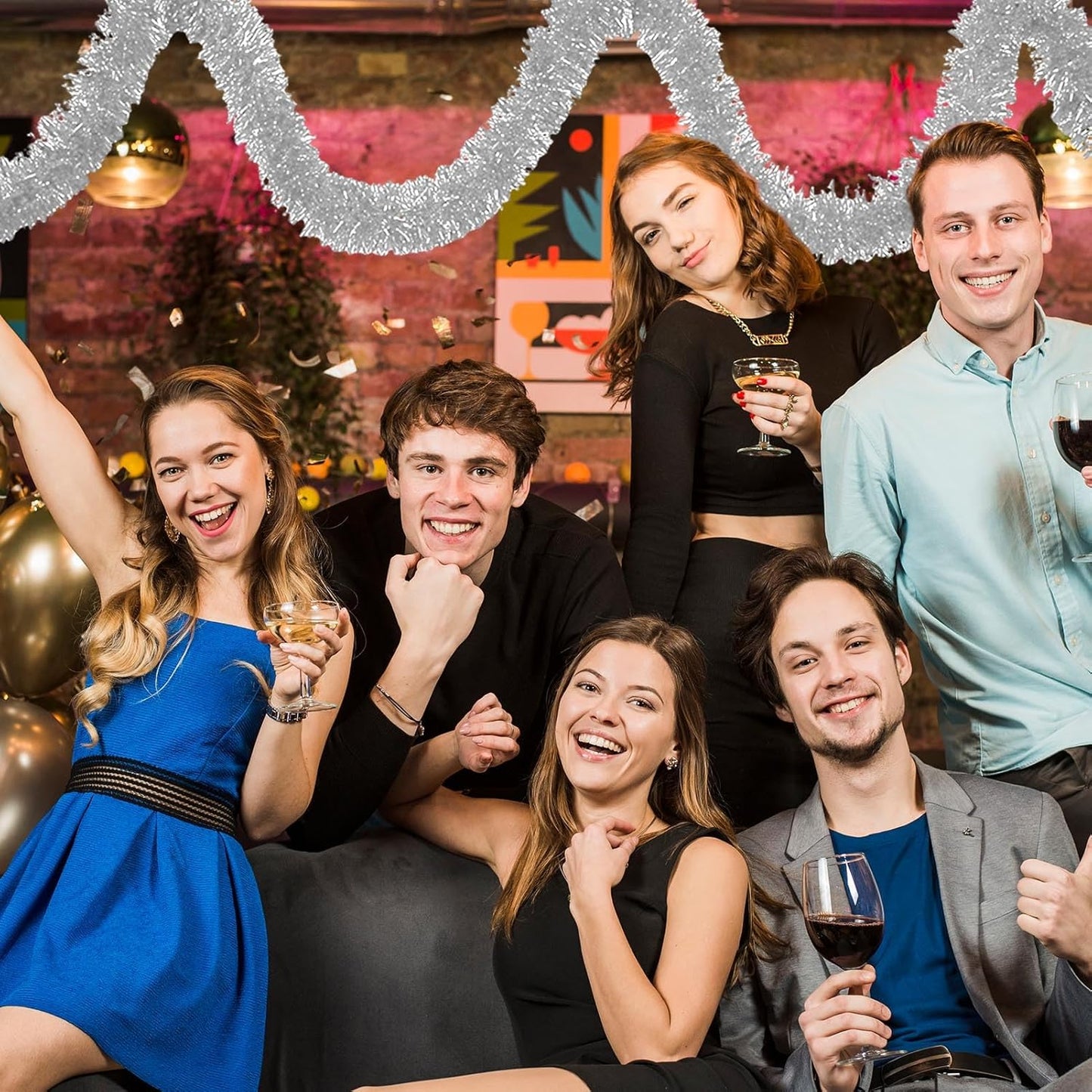 25 Feet Silver Christmas Tinsel Garland, Metallic Foil Twist Banner Wall Hanging Tinsel Streamers Backdrop for Parade Floats, Christmas, Mother's Day, Birthday Party Decorations(4in x 25ft)