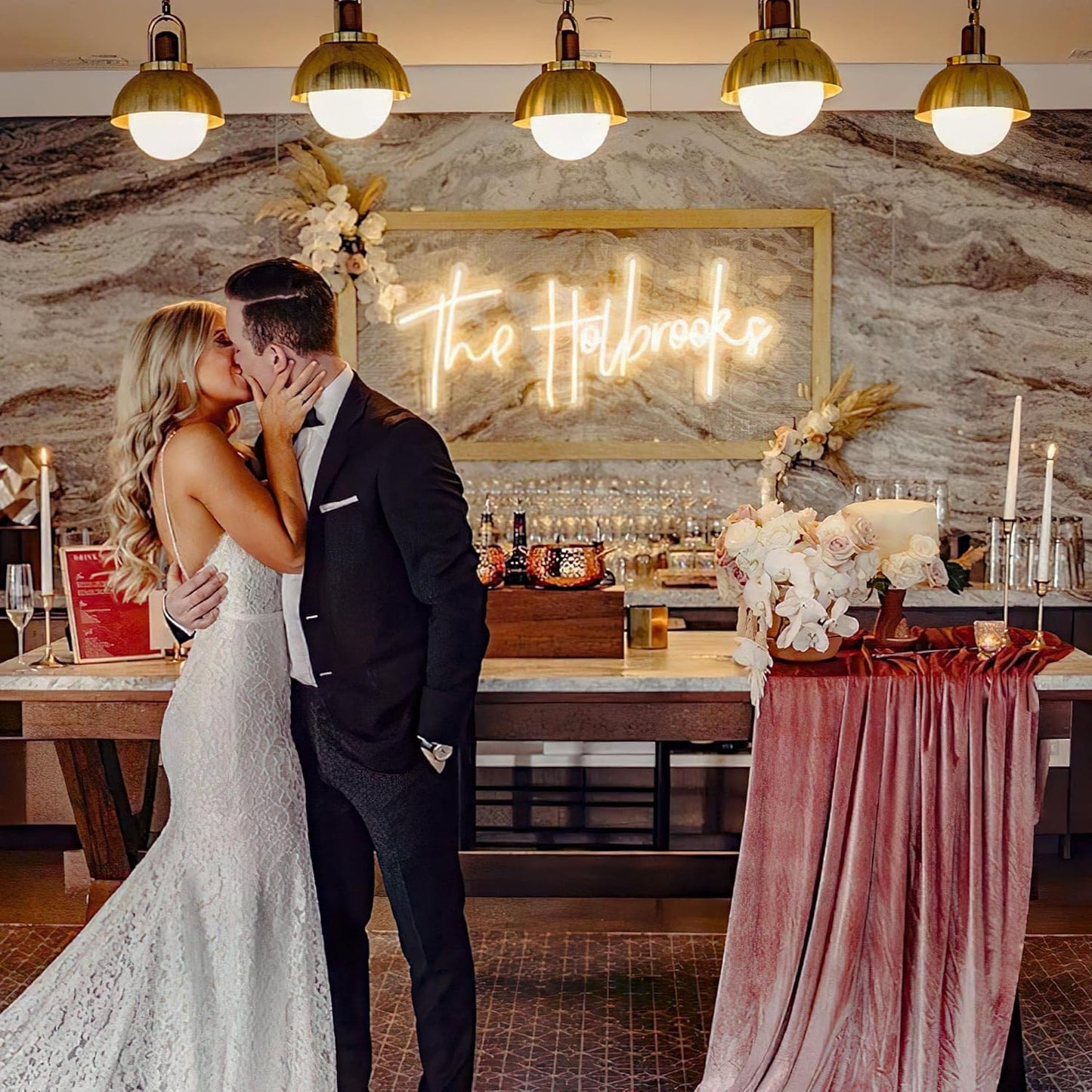 MOLCOVEX Custom Neon Signs – Personalized LED Neon Lights for Weddings, Customizable Neon Name Sign for Bedroom, Business Logos, Birthday Parties & Holiday Gifts