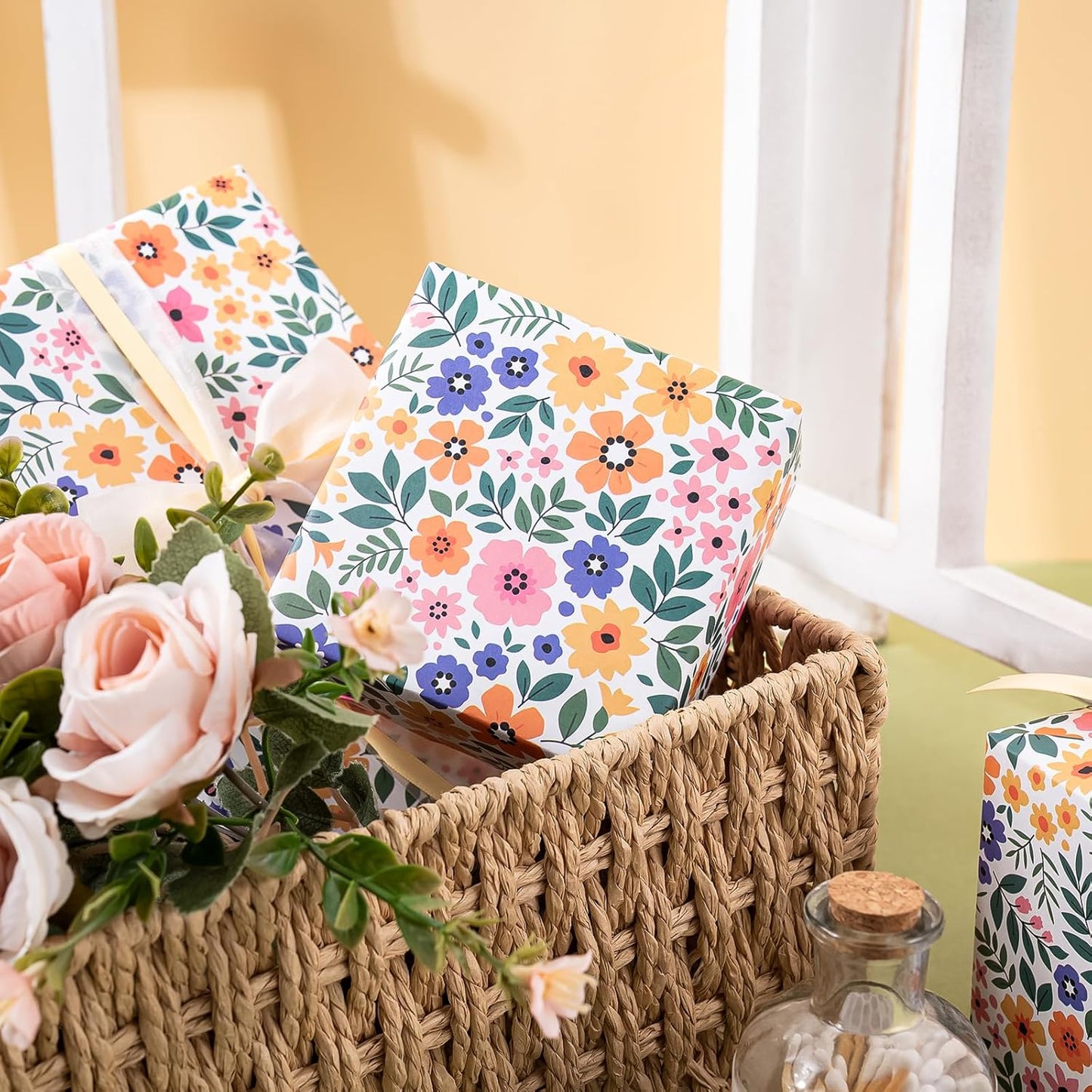 WRAPAHOLIC Kraft Floral Wrapping Paper Roll - Mini Roll - 17 Inch x 9.8 Feet - Ditsy Flower Wrapping Paper, Perfect for Wedding, Birthday, Bridal Shower, Tea Party