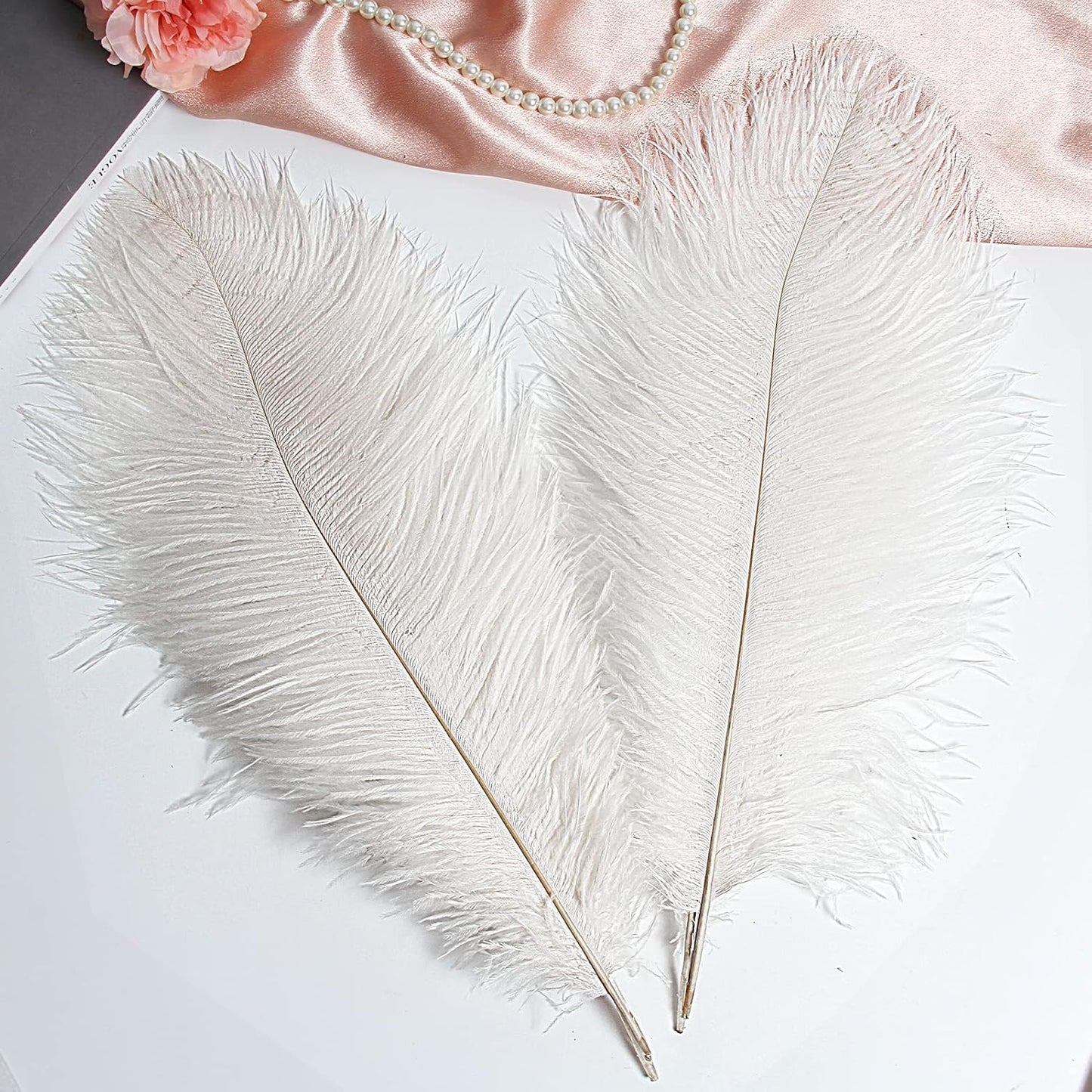 THARAHT 12pcs White Ostrich Feathers Natural Bulk 20-22Inch 50cm-55cm for Wedding Party Centerpieces Easter Gatsby and Home Decorate Ostrich Feathers