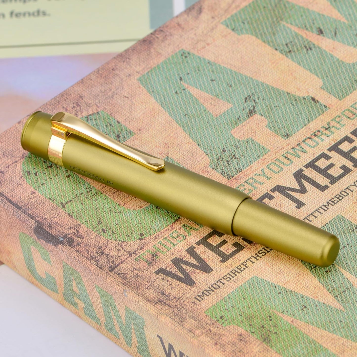 HONG DIAN M2 Black Forest Mini Fountain Pen, Fine Soft Nib & Sleek Shape Aluminium Short Pocket Travel Pen (Olive Green)
