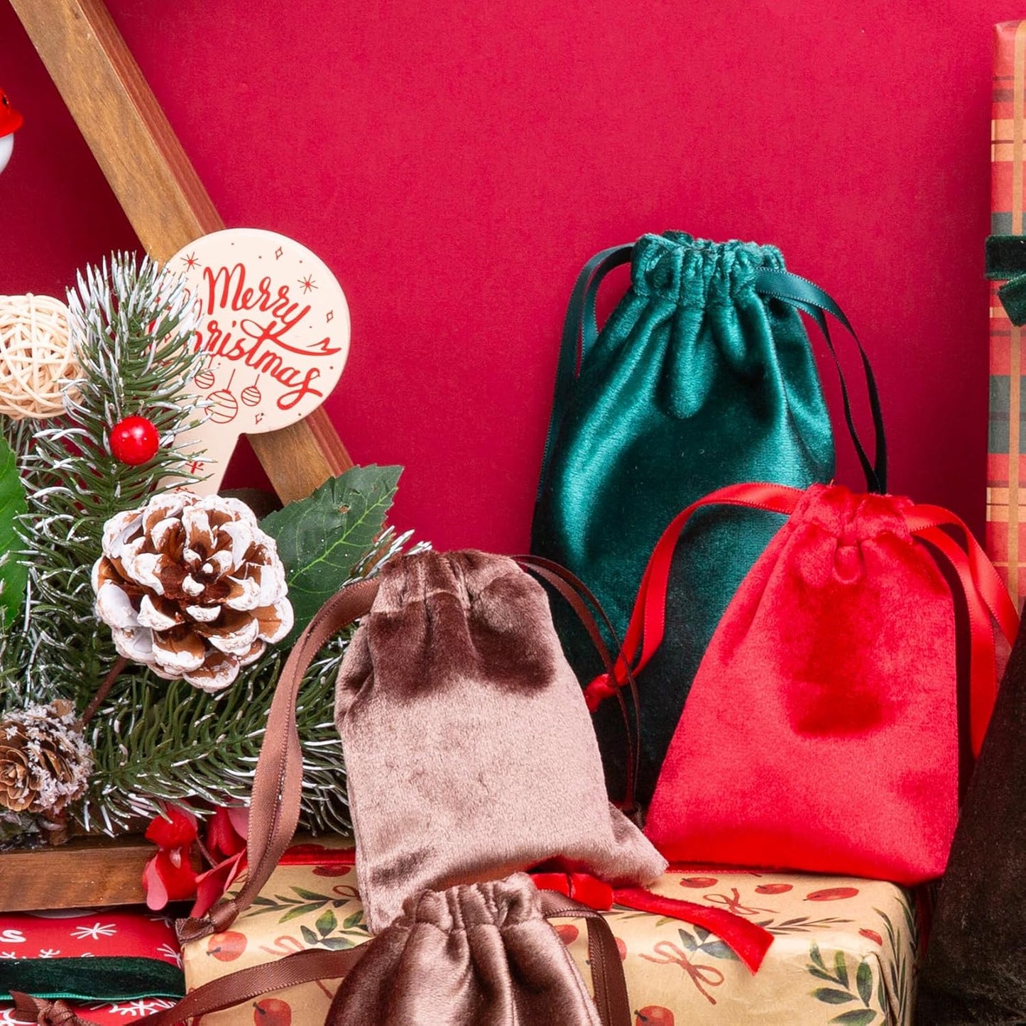 QIANF 12pcs Red Velvet Drawstring Bags 3x4 inches Velvet Cloth Small Gift Bags Jewelry Pouches for Storage Wedding Party Favor Christmas