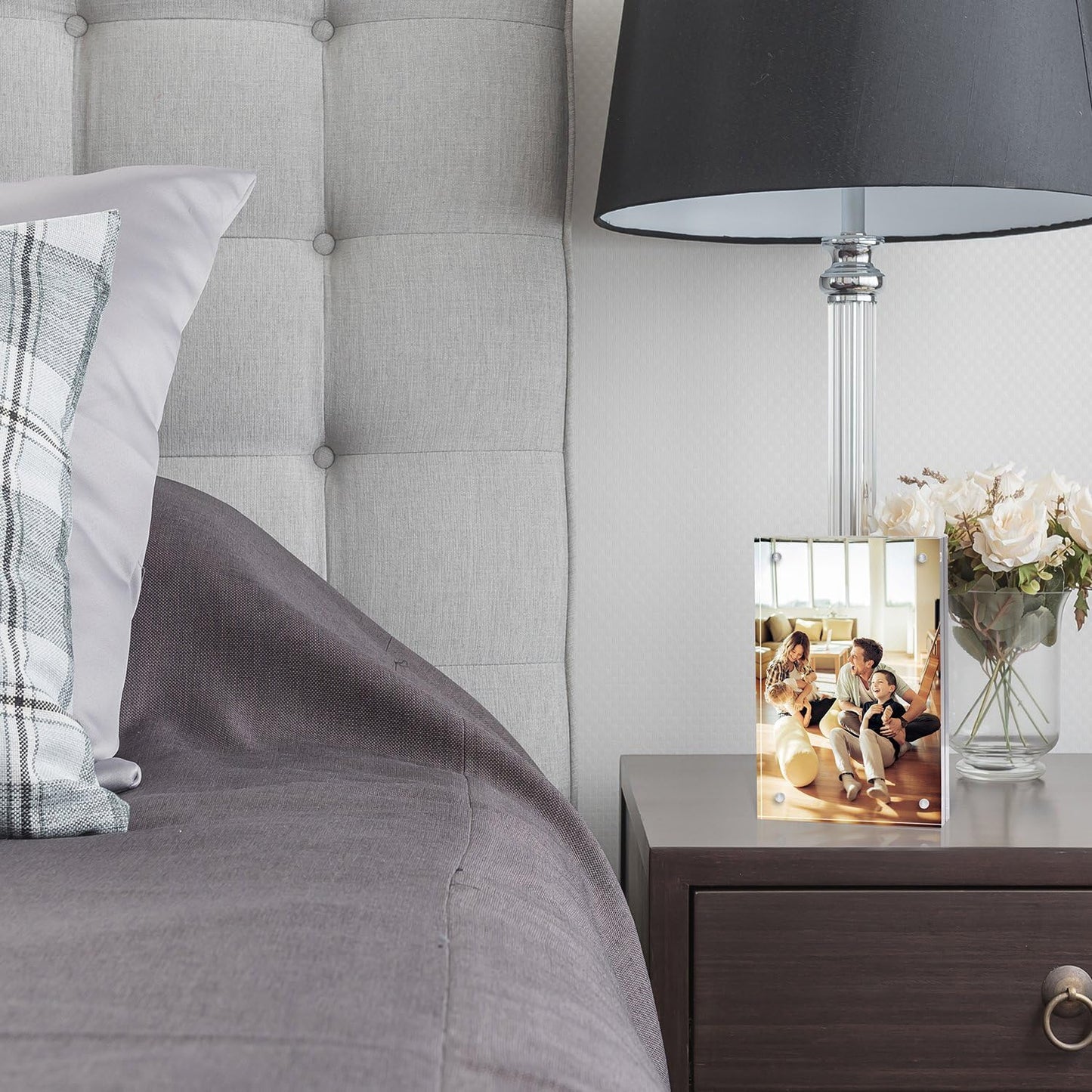 Meetu Acrylic Picture Frame 5x7,Clear Freestanding Double Sided 20mm Thickness Frameless Magnetic Photo Frames Desktop Display with Gift Box Package(5 Pack)