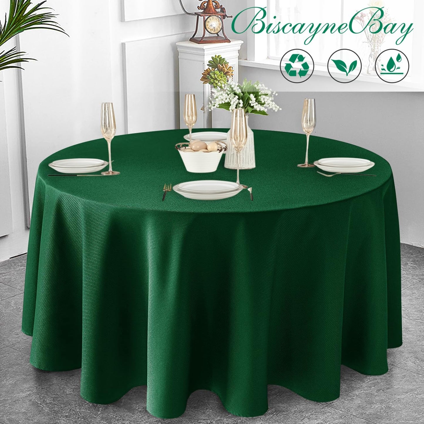 Biscaynebay Textured Fabric Christmas Round Table Cloth 90", Hunter Green Water Resistant Folding Table Covers for Dining, Kitchen, Wedding & Parties Machine Washable