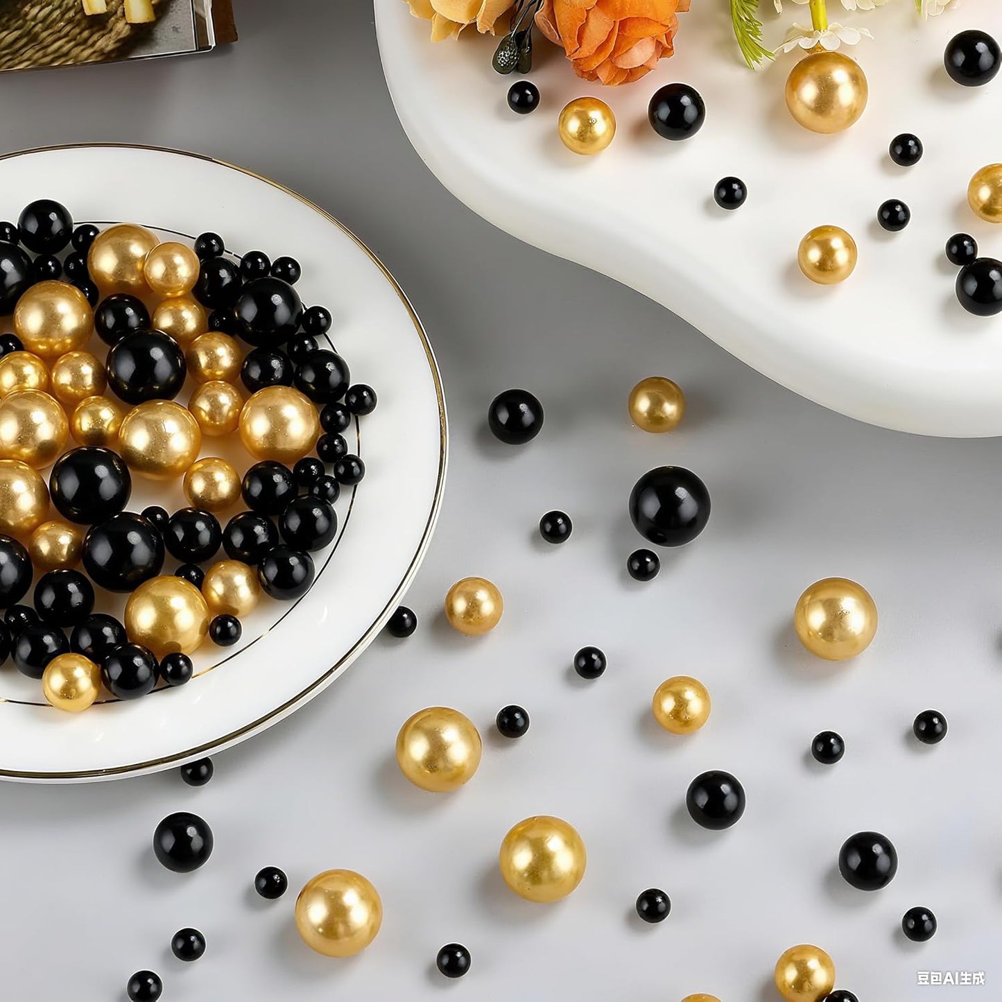 260Pcs Black and Gold Glossy Beads for Centerpiece Decor, Artifical Pearls Vase Filler, No Hole Round Pearl Beads for Wedding Birthday Christmas Party Home Decor(18mm 14mm 6mm)