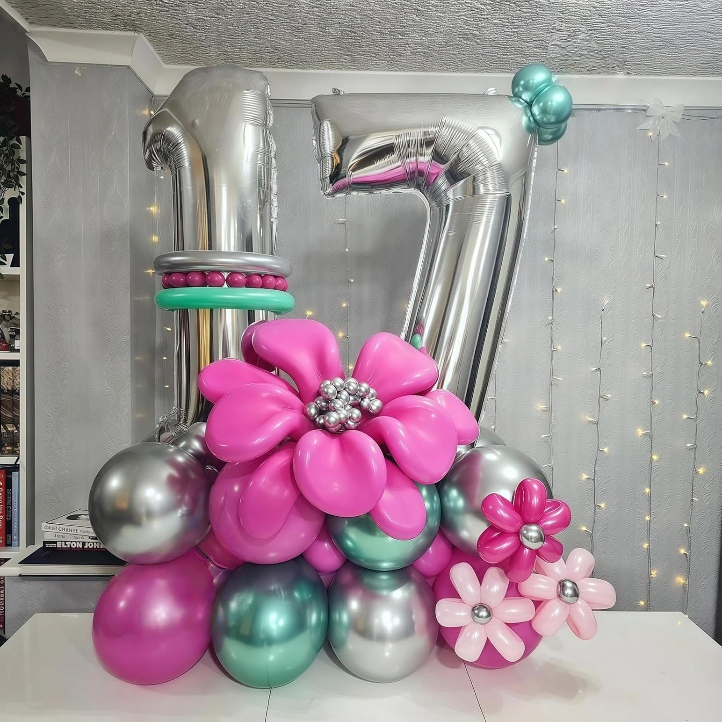 Silver 70th Birthday Balloons for Men, 40 Inch Mylar Self Inflating 70 Balloon Numbers, Large Foil 7 and 0 Helium Number Balloons for Women 70th Birthday Party Decorations Anniversary Decor Supplies