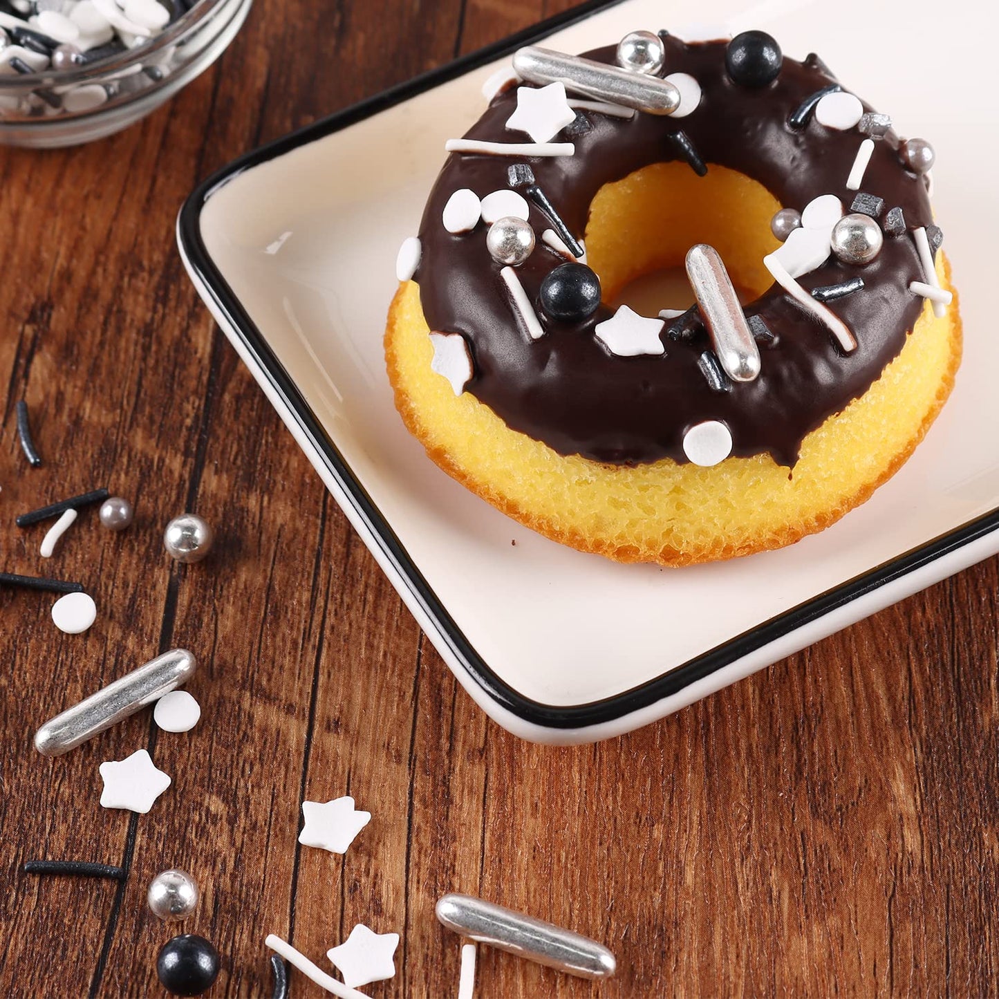 Sprinkles For Cake Decorating, Cupcake, Cookies, Ice Cream Topper, 7 Ounces Gold And Silver Cake Sprinkles Baking, Perfect For Birthdays, New Year’S Eve, Graduations (Sparkling)