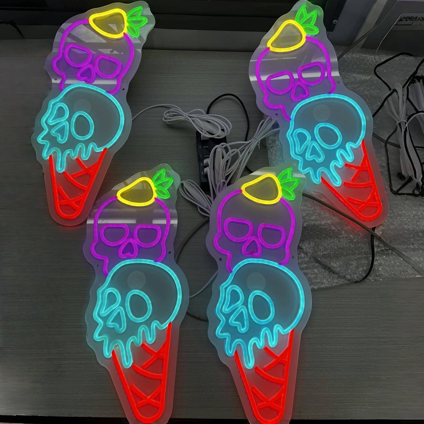 Halloween Ice Cream Skull Neon Sign, Quirky Gothic LED Wall Art,Skull Neon Light Ice Cream Neon Lighht Halloween Decor Wall Halloween Neon Sign Coffee Shop Decor, Christmas Party Bar Drink Shop-Purple