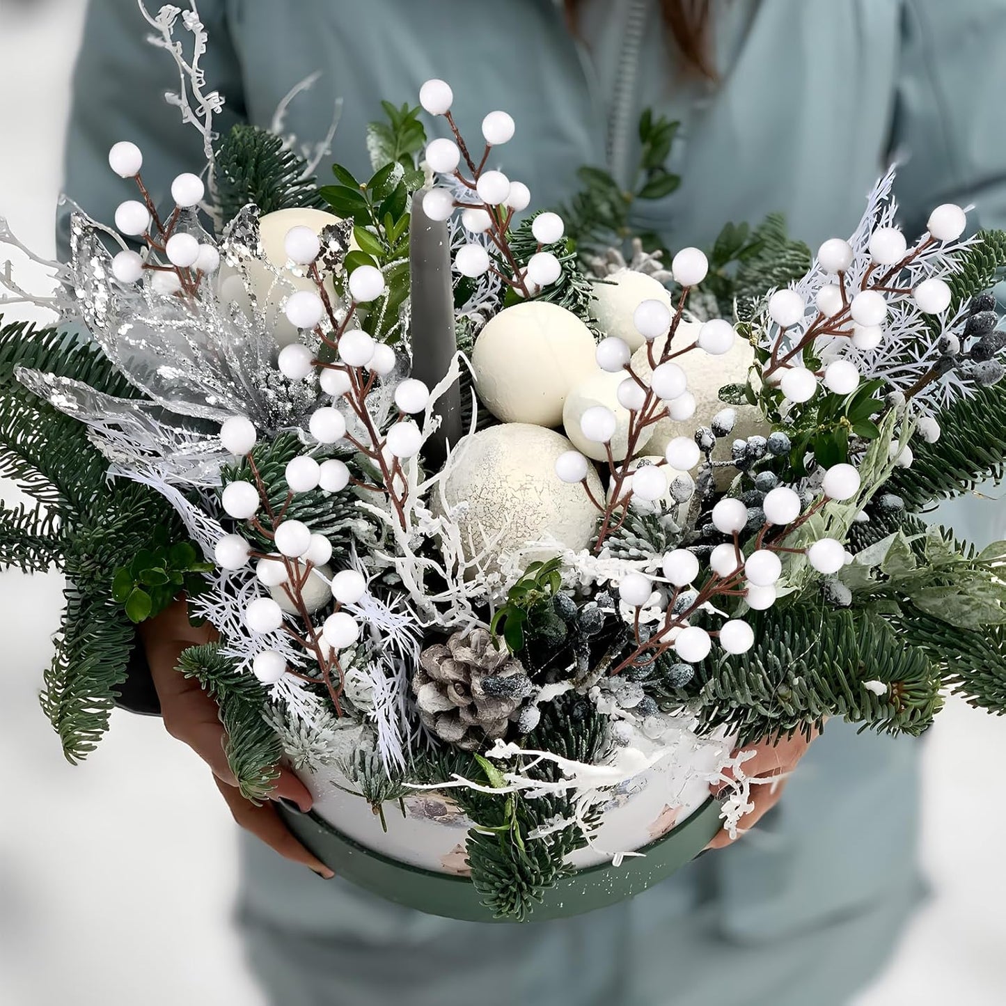 40 Pcs Artificial Berry Stems Branches, Christmas White Faux Holly Berries Picks Ornaments for Christmas Tree Wreath DIY Craft Decorations Holiday Home Decor (40, White)